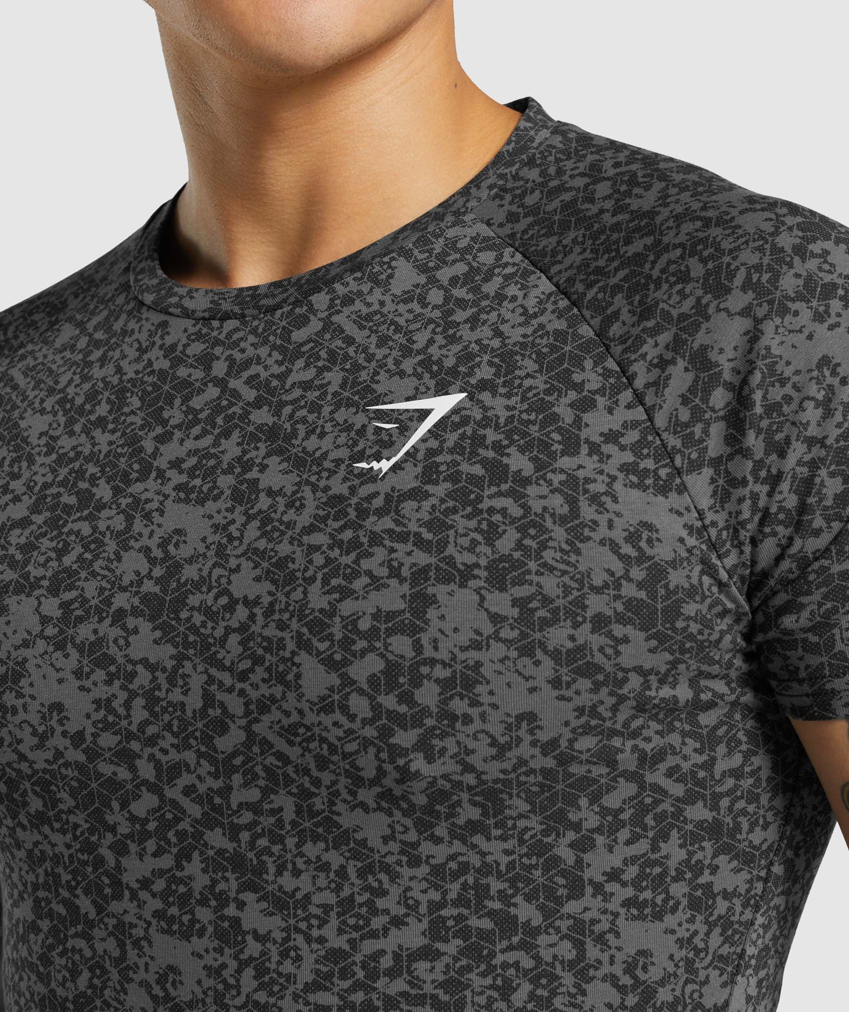 Gymshark Critical 2.0 T-Shirt - Charcoal Print