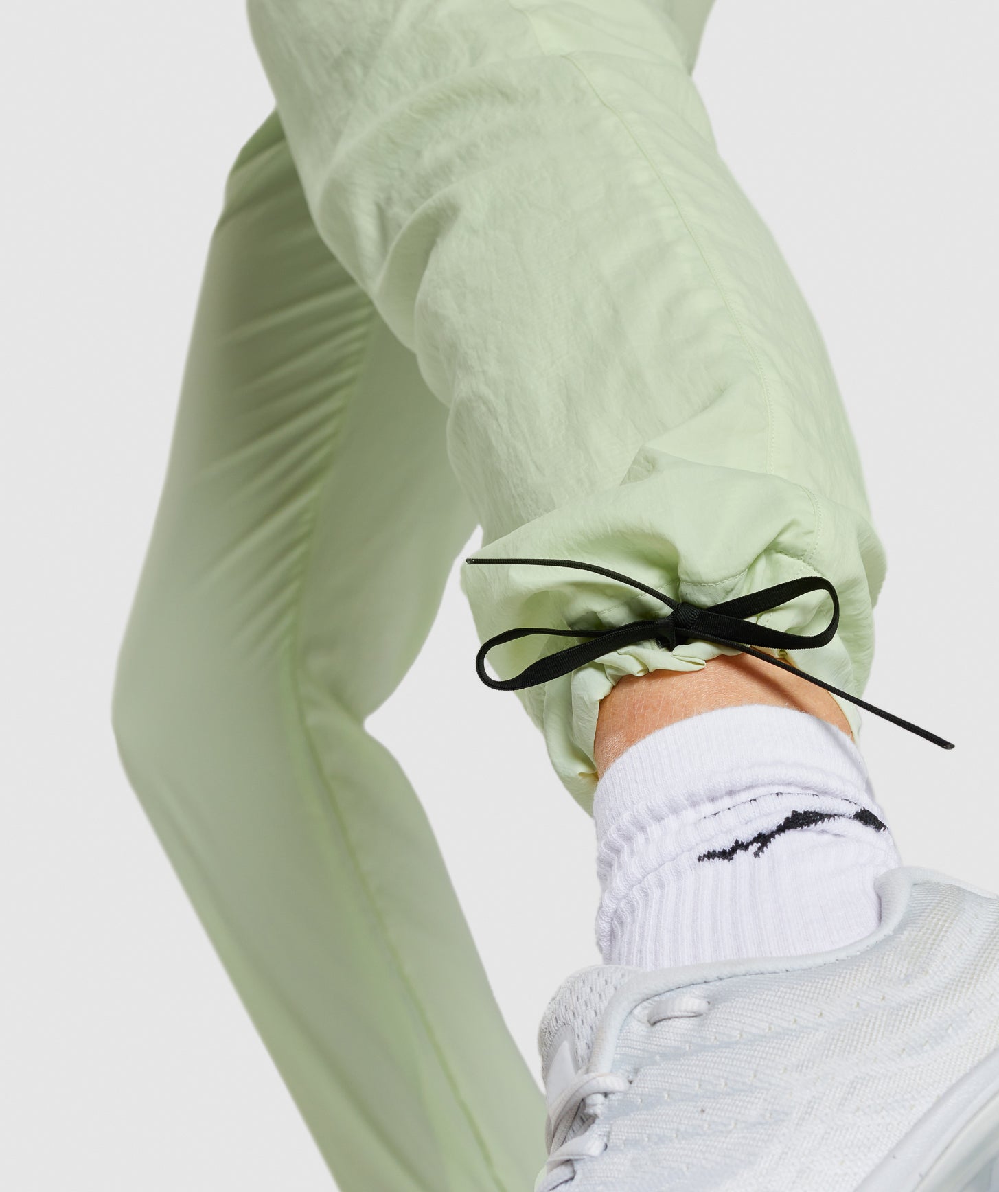 CTY Joggers in Light Green - view 7