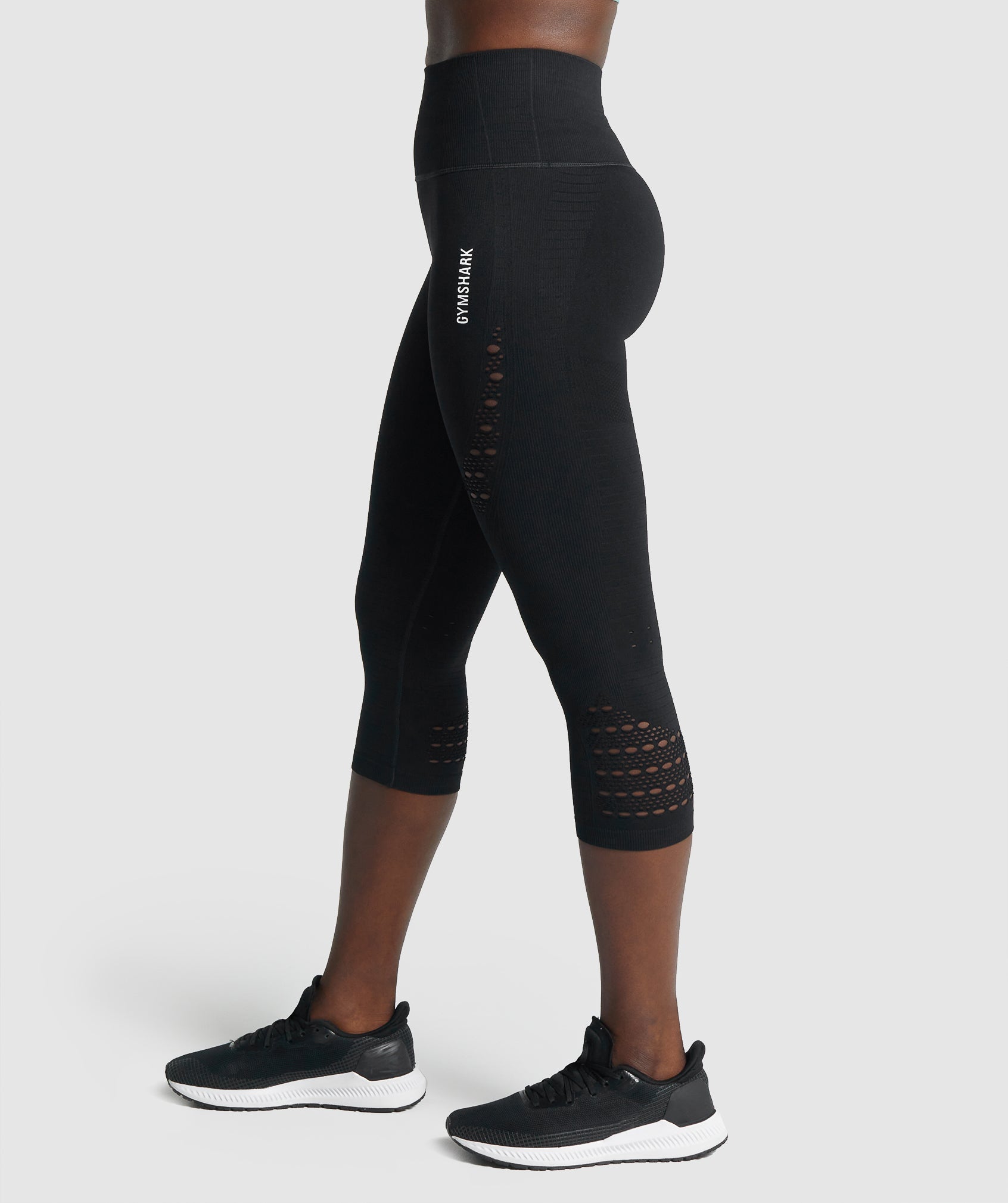 Energy Seamless Cropped Leggings in Black - view 4