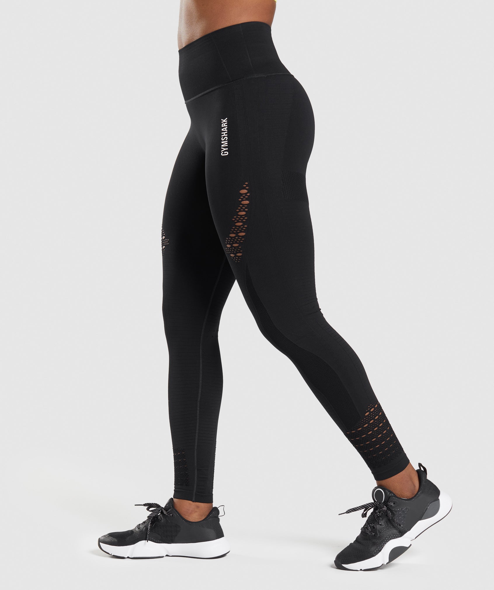 Energy Seamless Leggings in Black - view 3