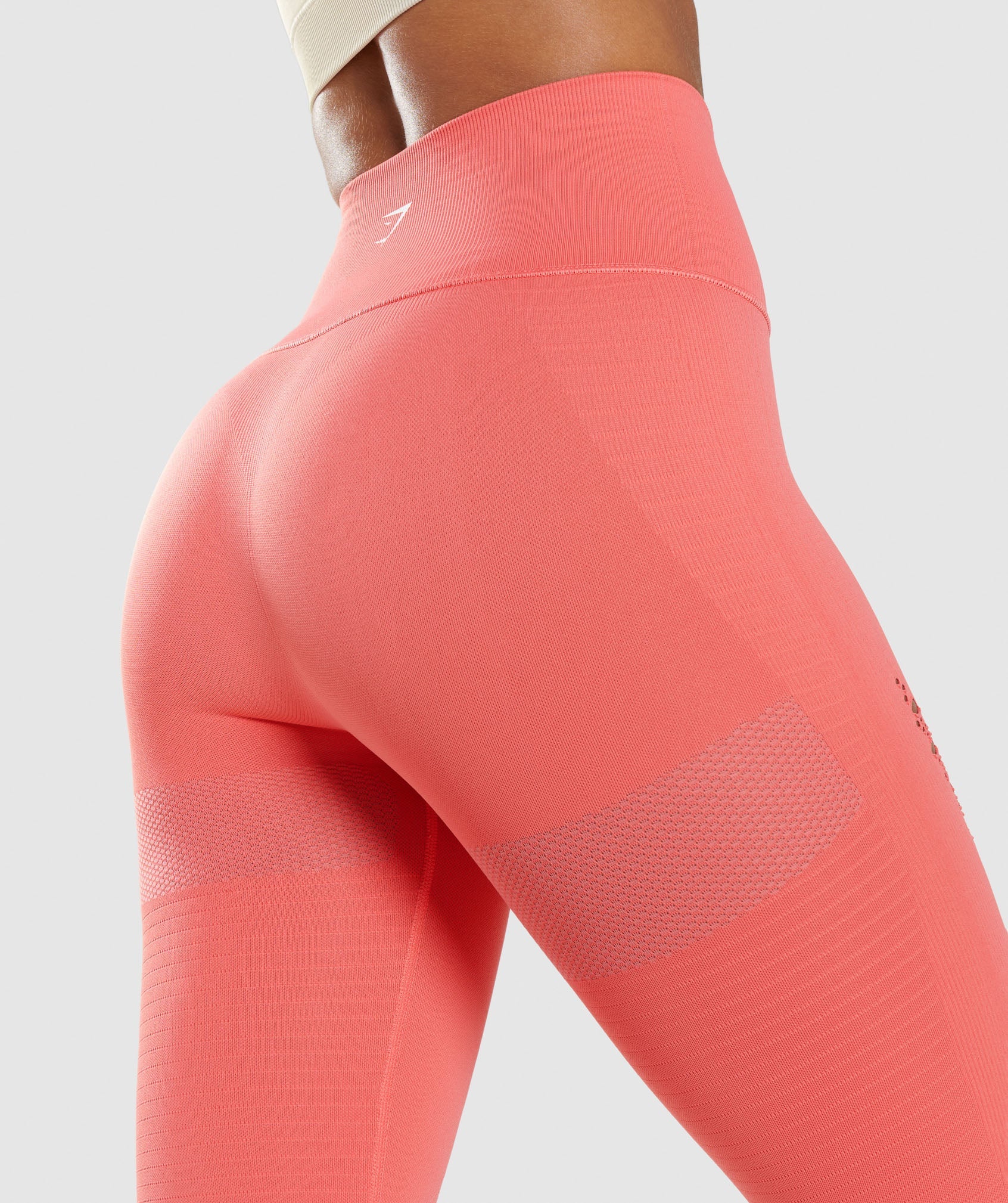 Gymshark Energy+ Seamless Cropped Leggings in Beet Pink XS
