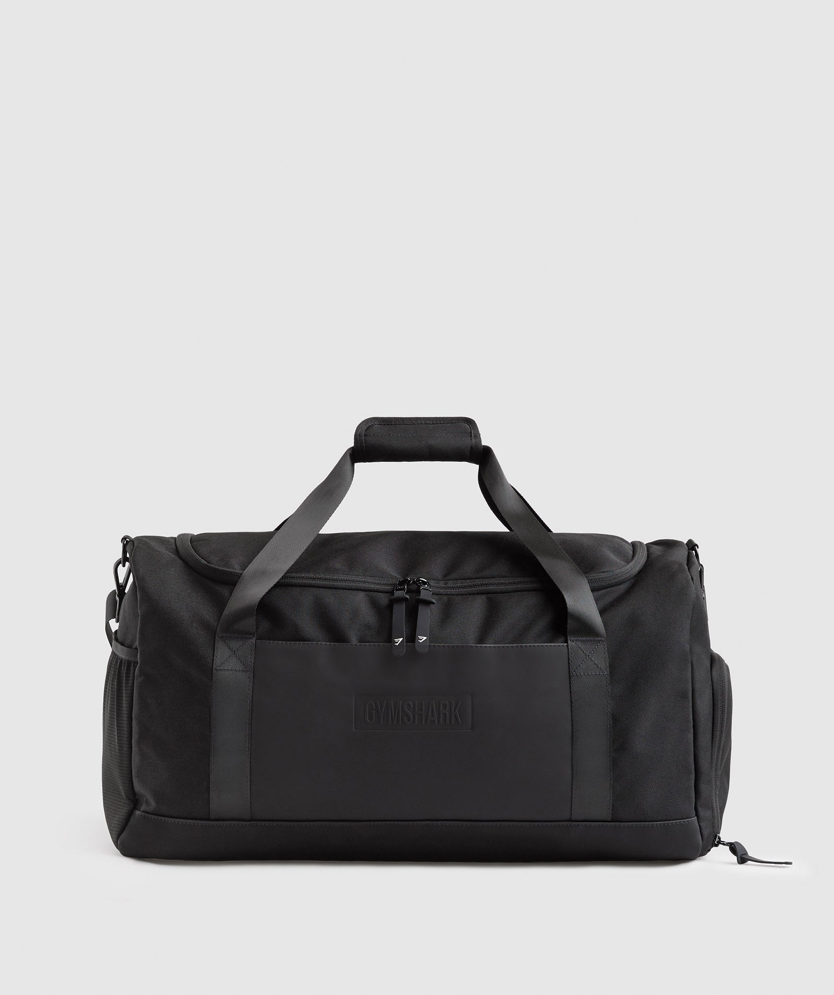 Everyday Gym Bag Medium in Black is out of stock