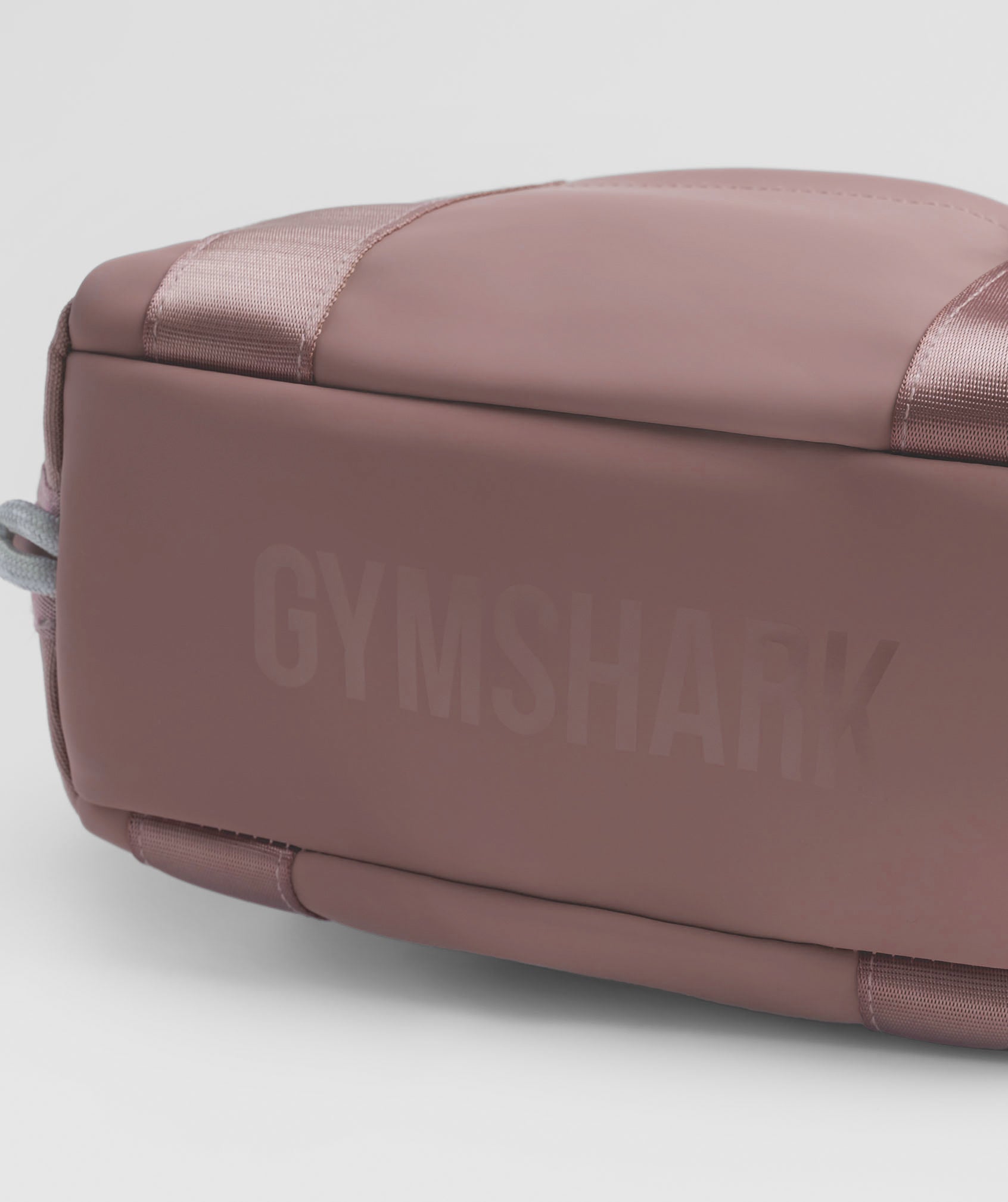 Pack my new mini gymbag from gymshark with me🤍new colour🫶🏼 #minigym