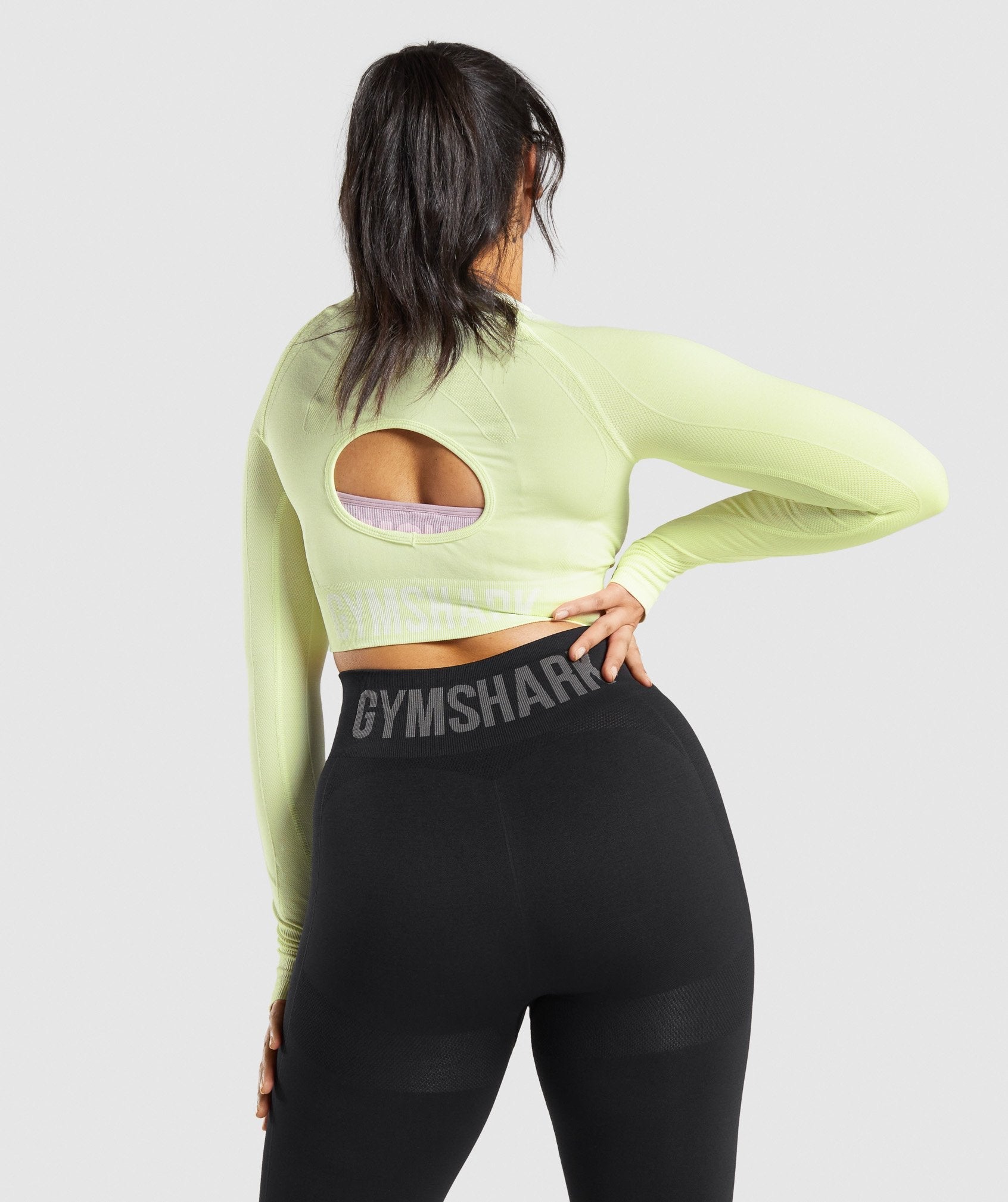 Gymshark Flex Long Sleeve Crop Top - Force Green/Vanilla Beige