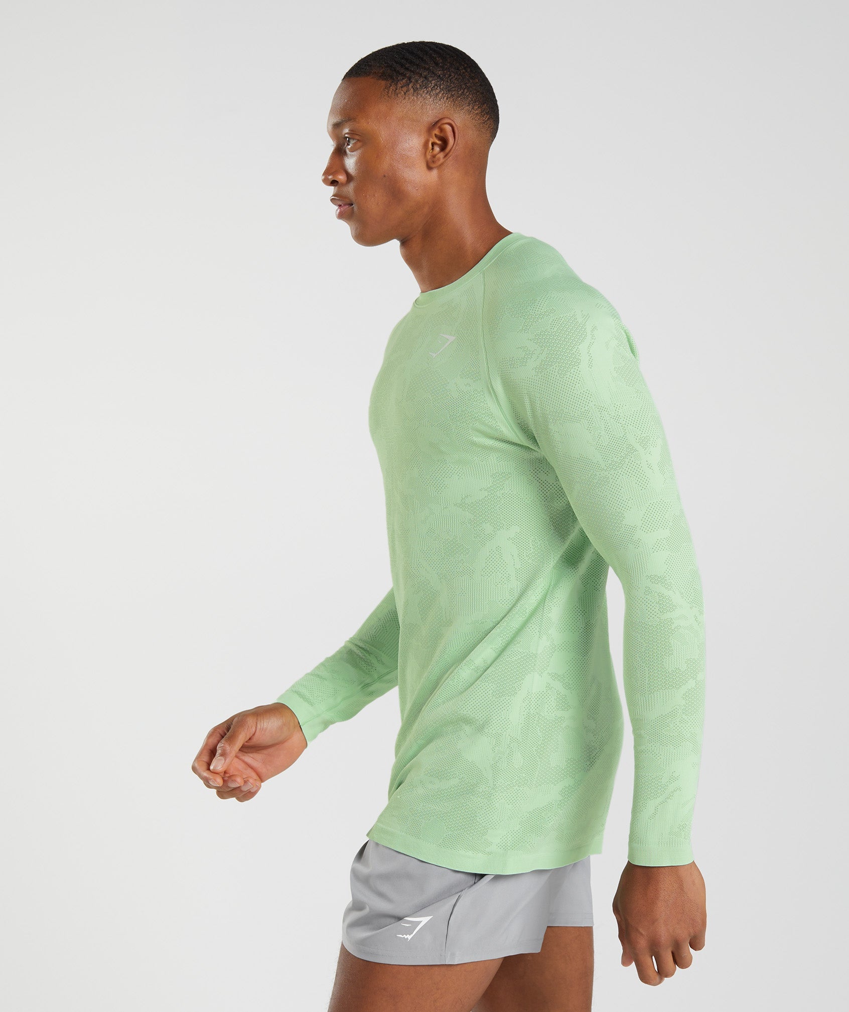 Geo Seamless Long Sleeve T-Shirt in Aloe Green/Tea Green - view 3