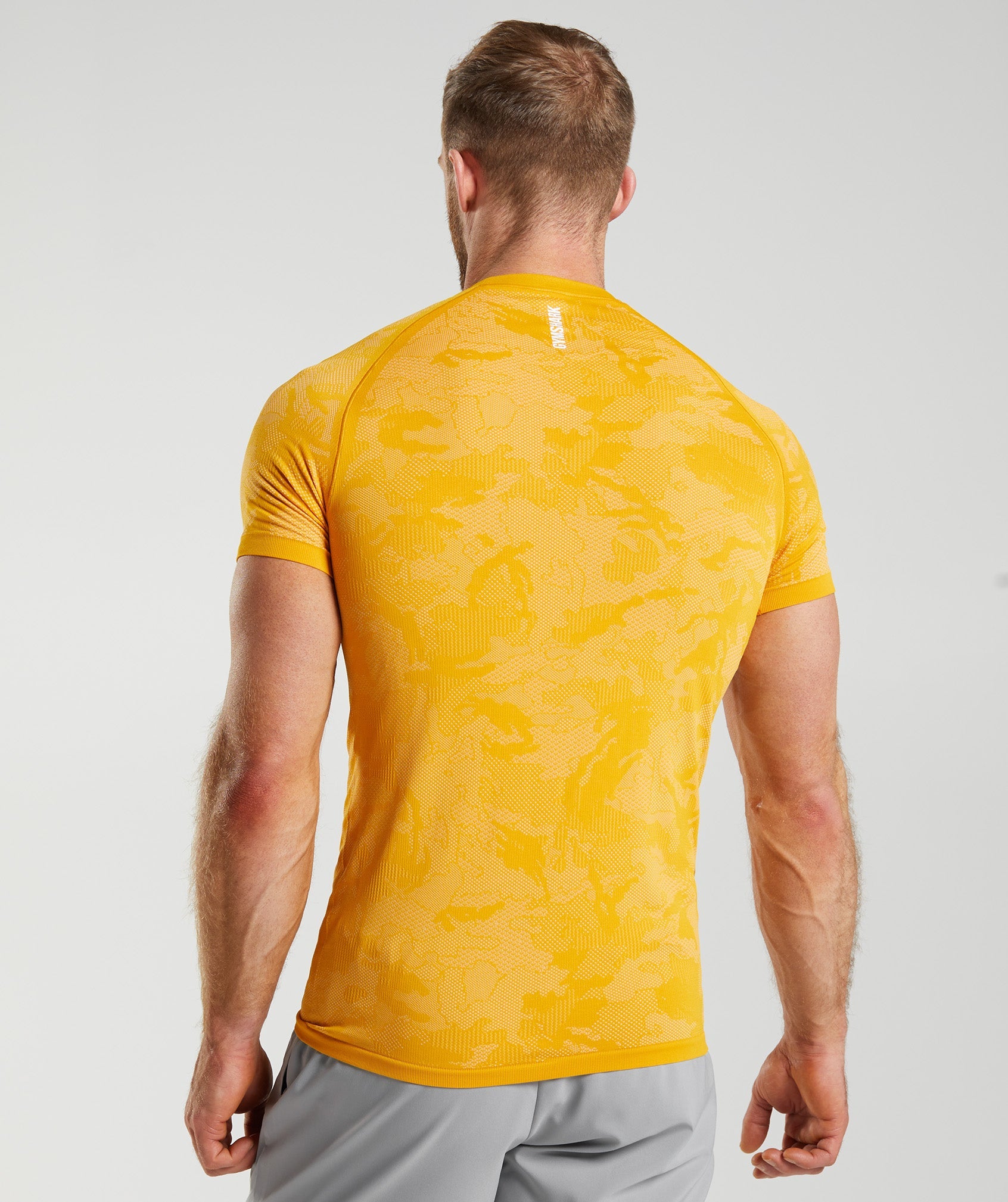 Gymshark Geo Seamless T-Shirt - Sunny Yellow/White
