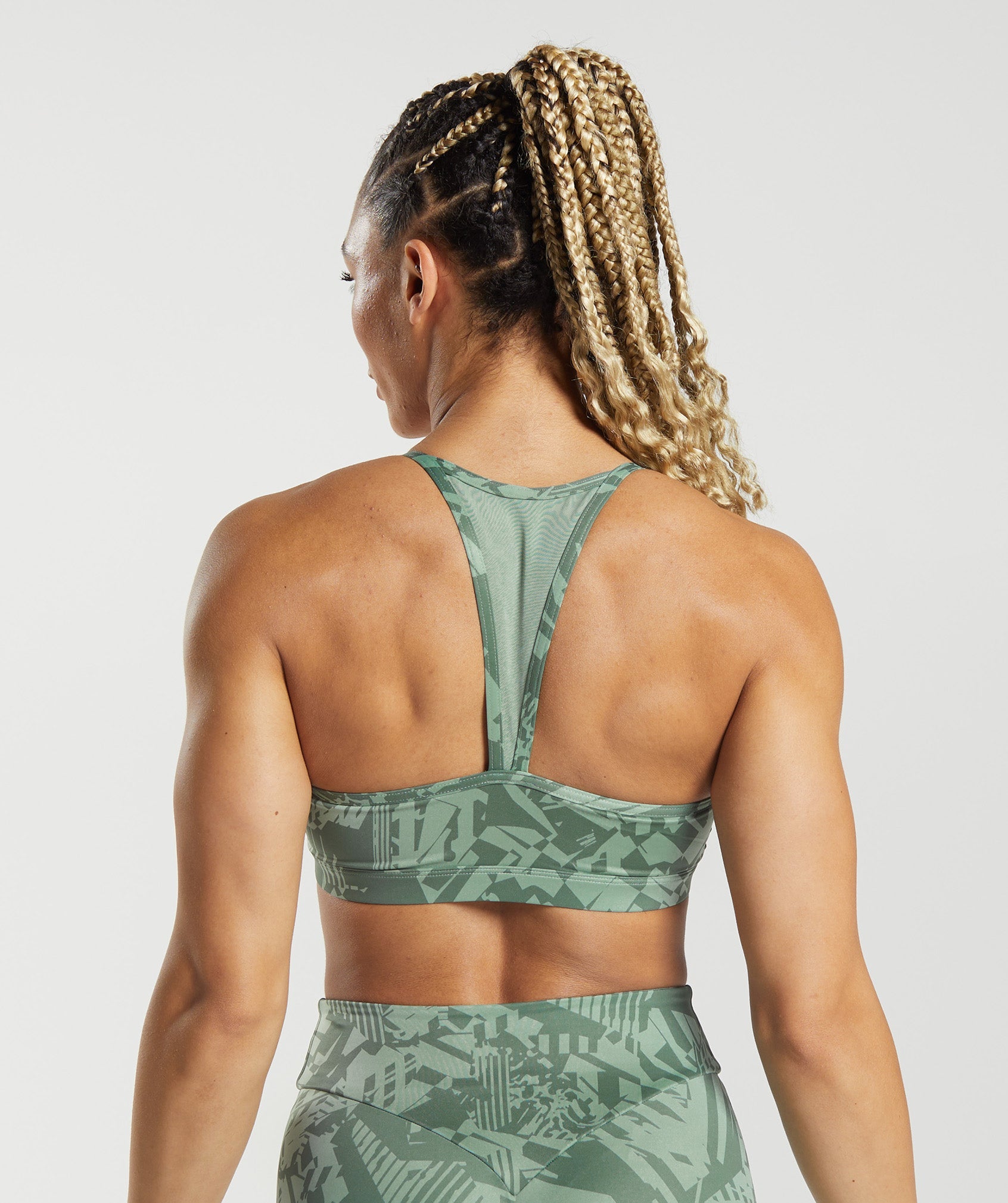 Gymshark Adapt Camo Seamless Sports Bra - Lava, Moss Olive/Core Olive