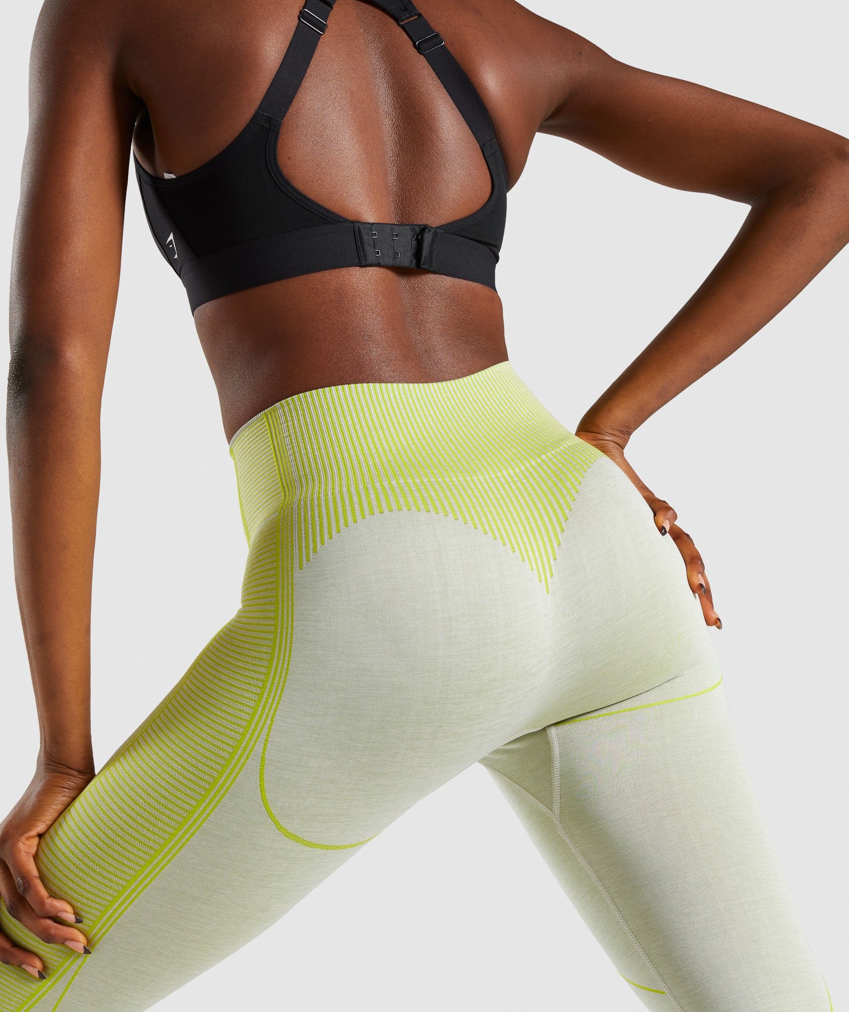 Hyper Amplify Leggings