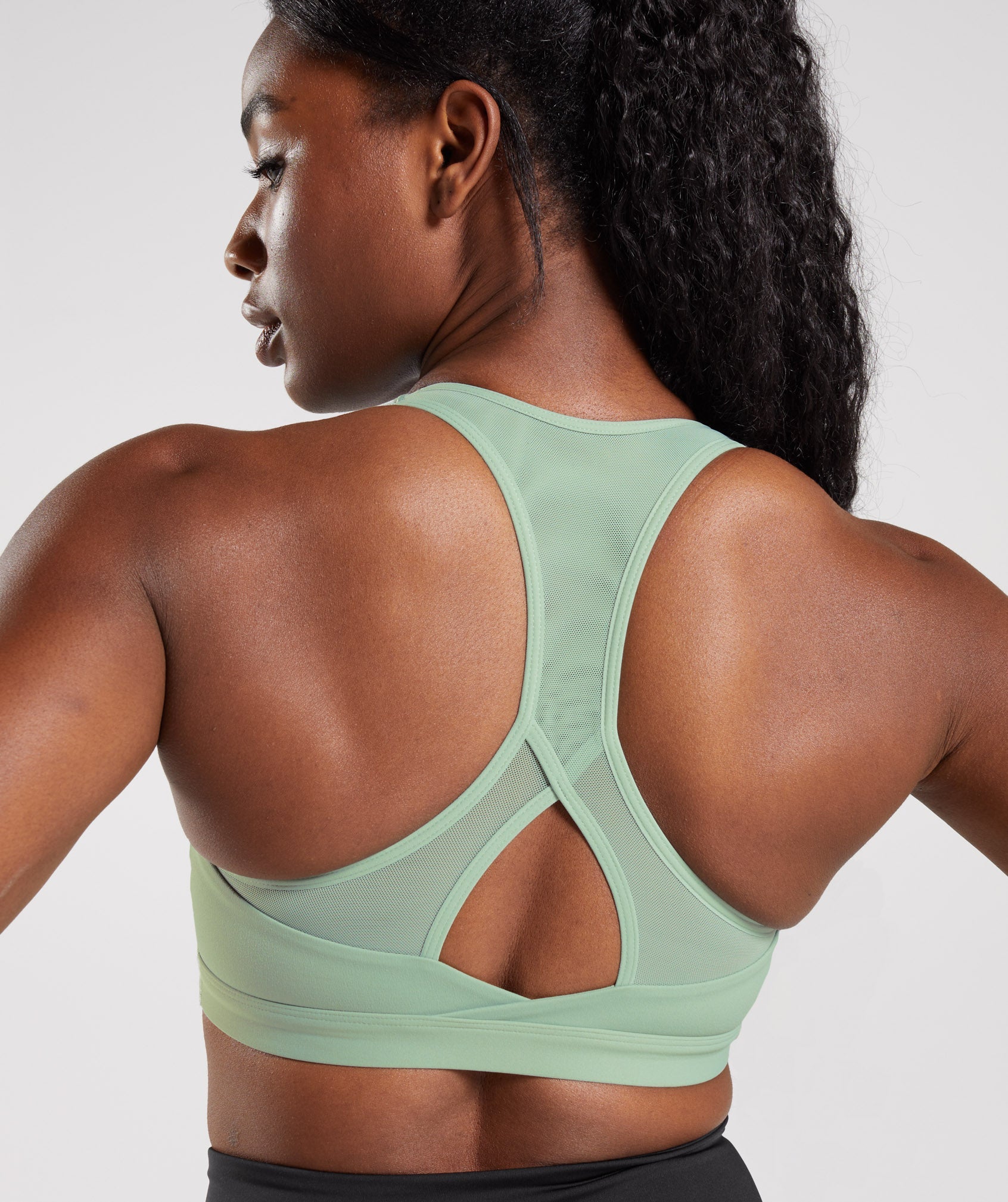 Gymshark Women's Jade Green Zip Up Training Medium Support Sports Bra Size  M