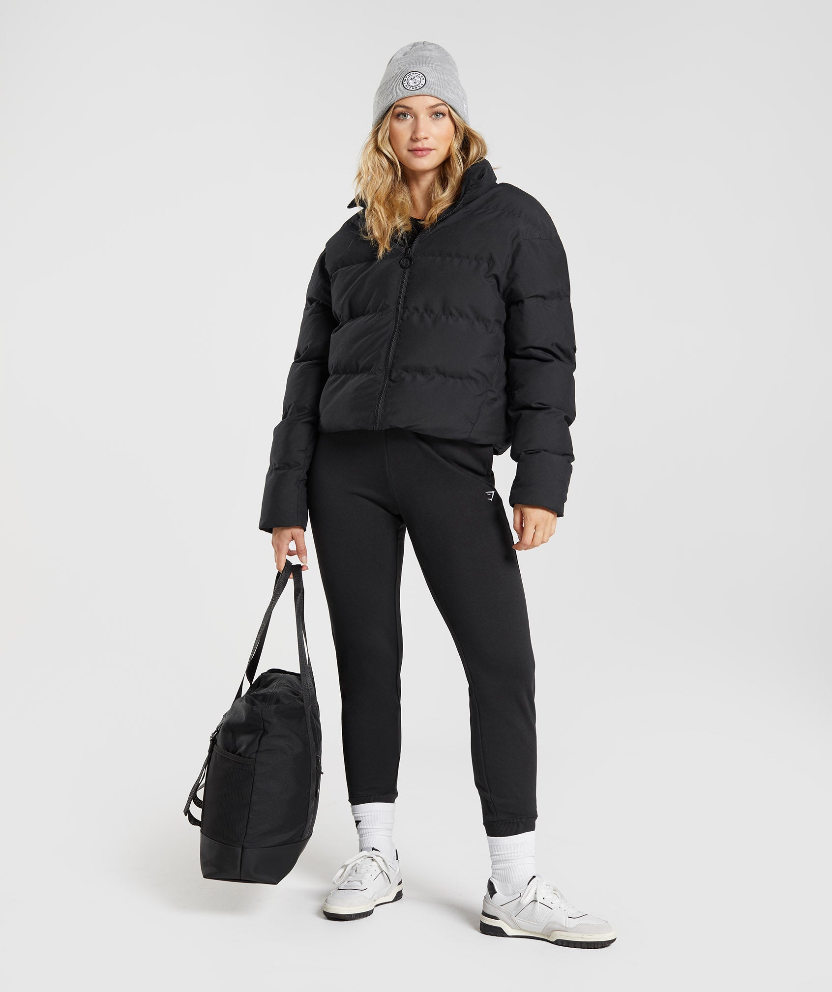 Gymshark Vest Zip Up Black Mens Restore Puffer Jacket Hooded size Large