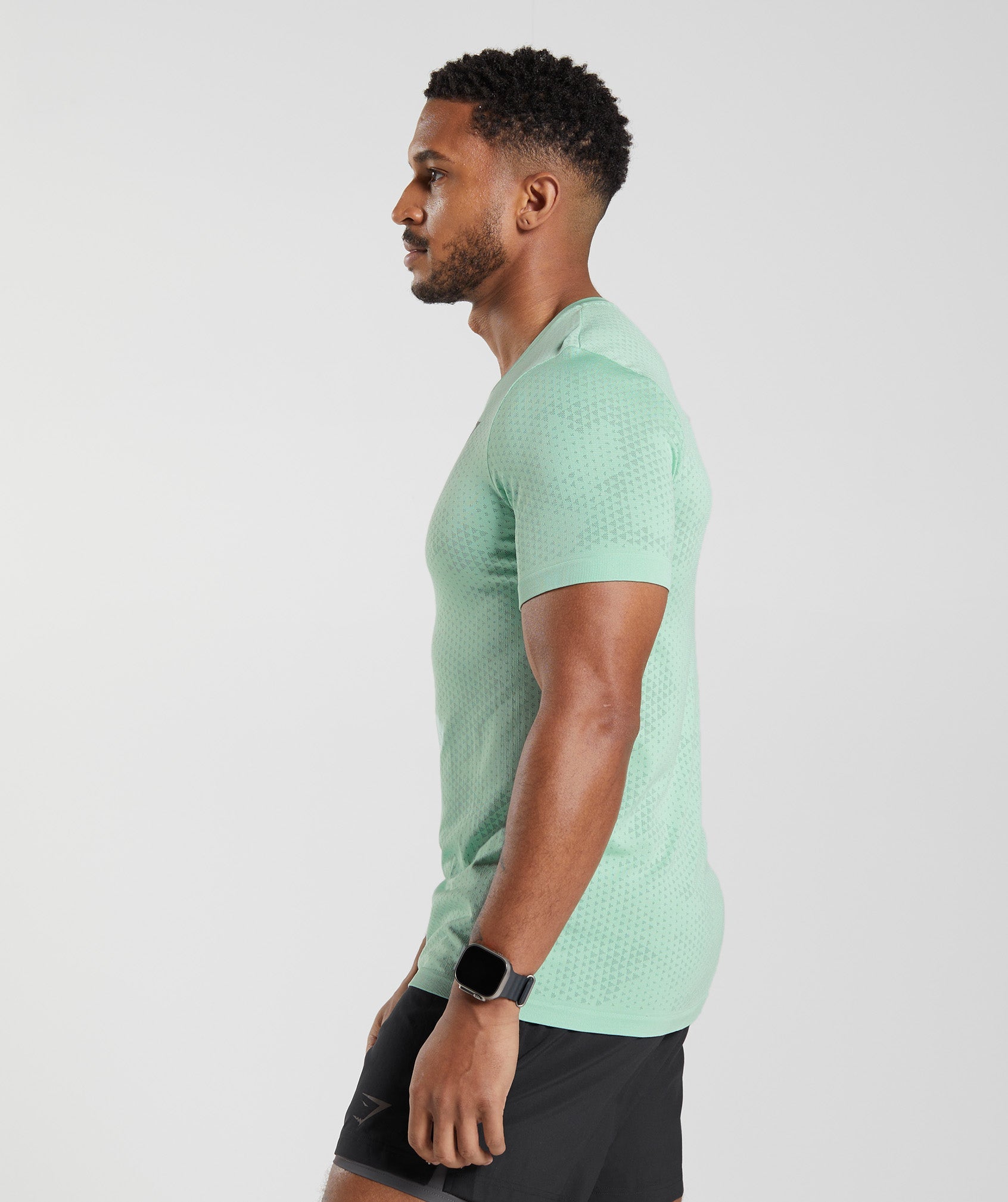 Sport Seamless T-Shirt in Pastel Green/Willow Green - view 3