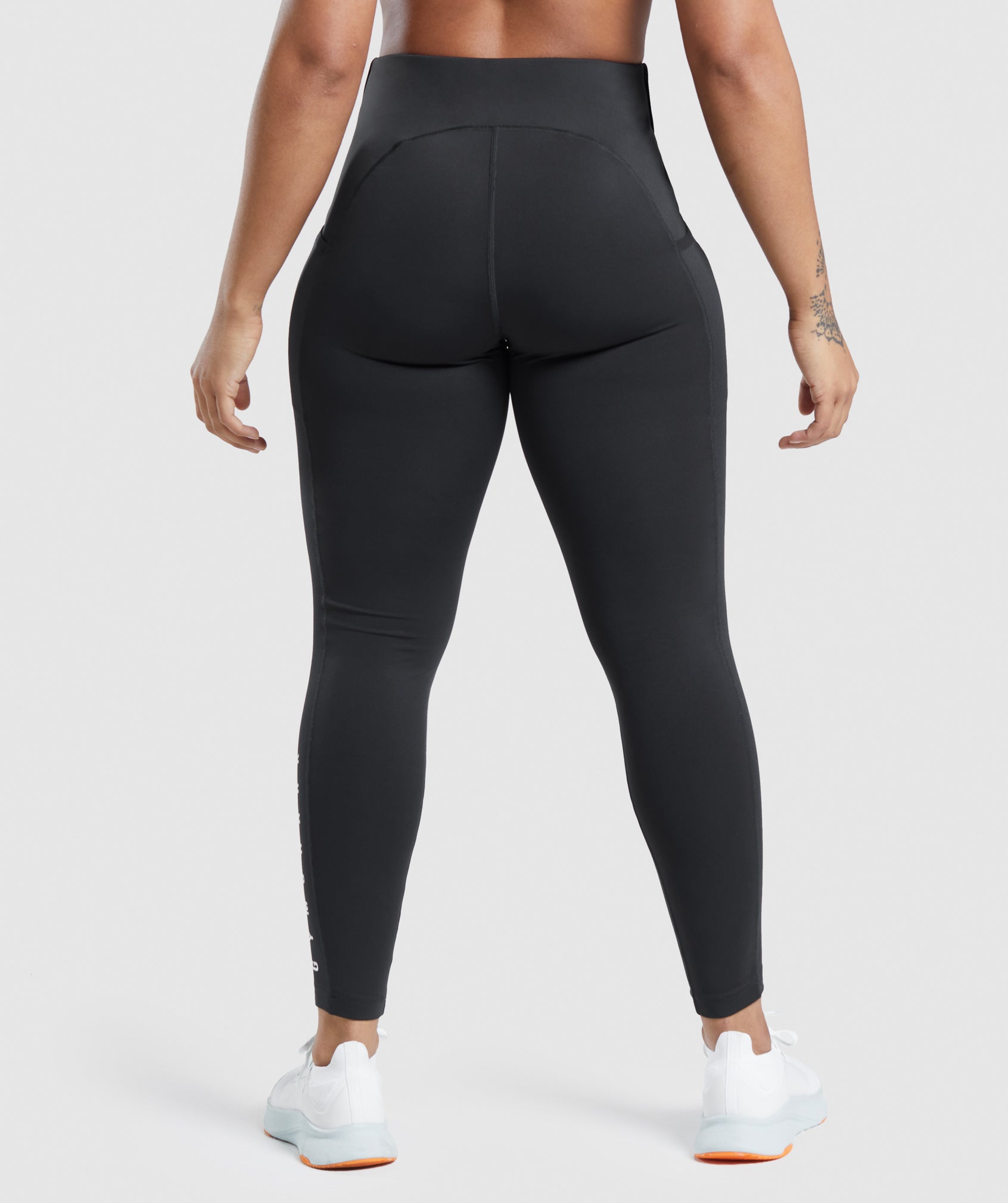 Black Sporty B Leggings