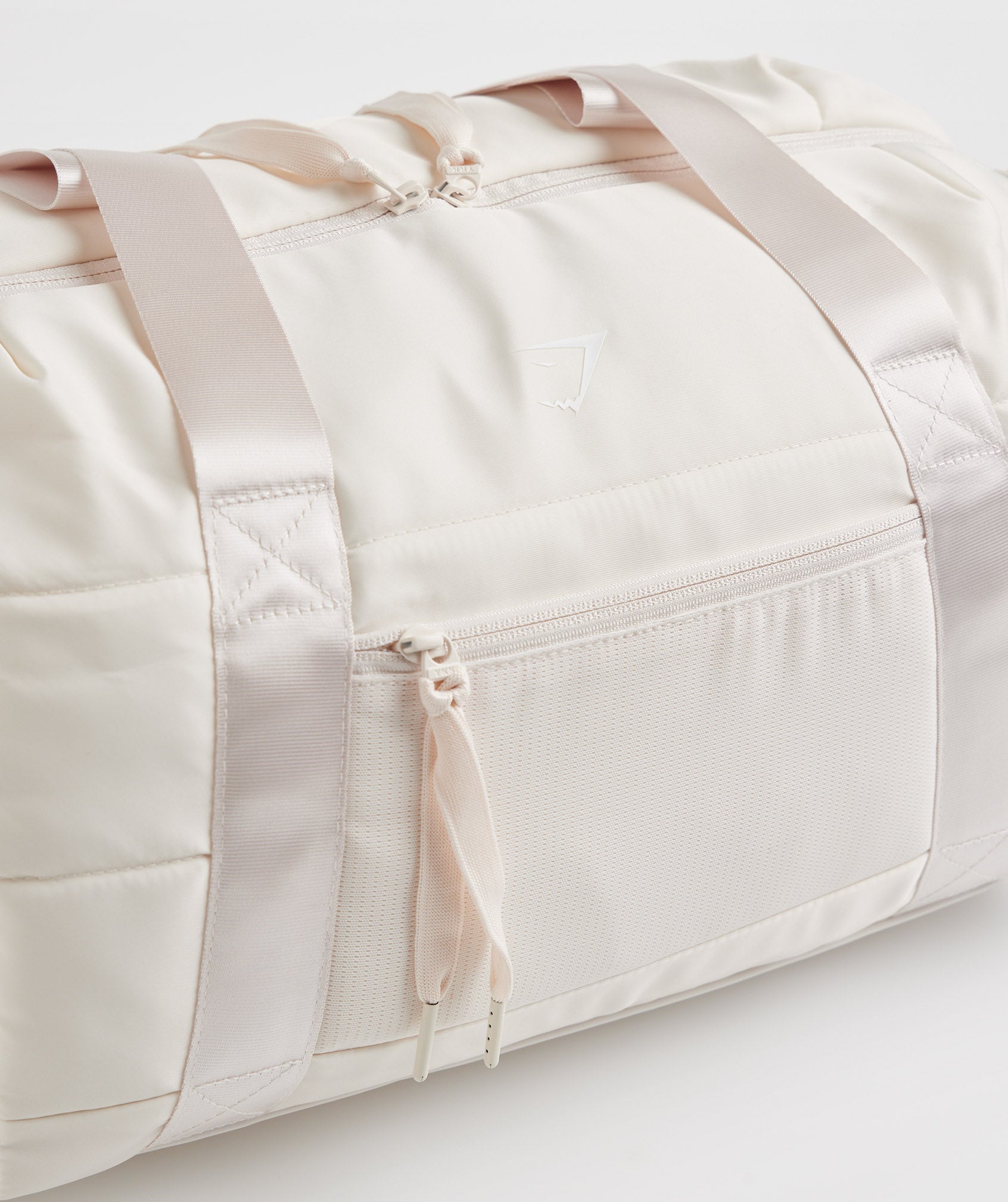 Studio Gym Bag in Coconut White