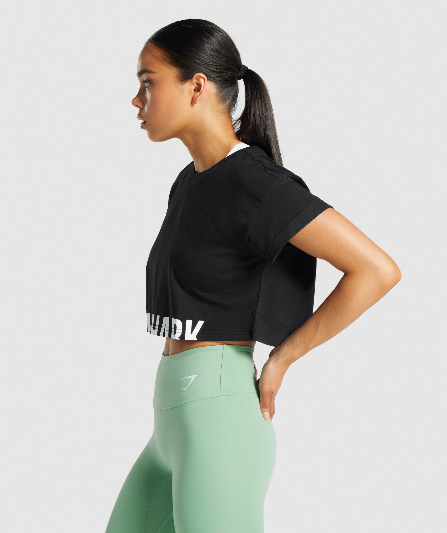 The Women's Basic Crop is one of those Gymshark must-have