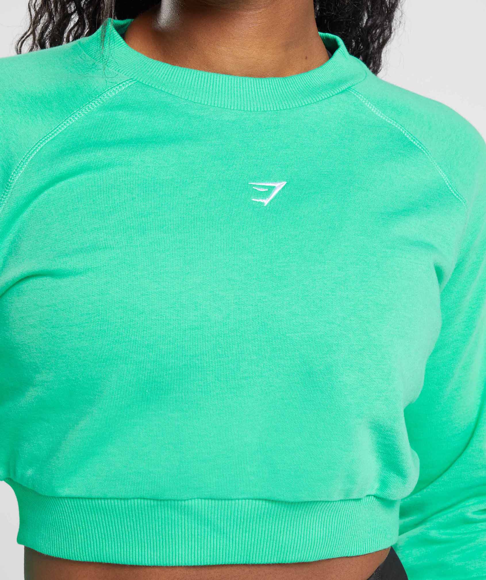 Training Cropped Sweater in Tropic Green - view 3