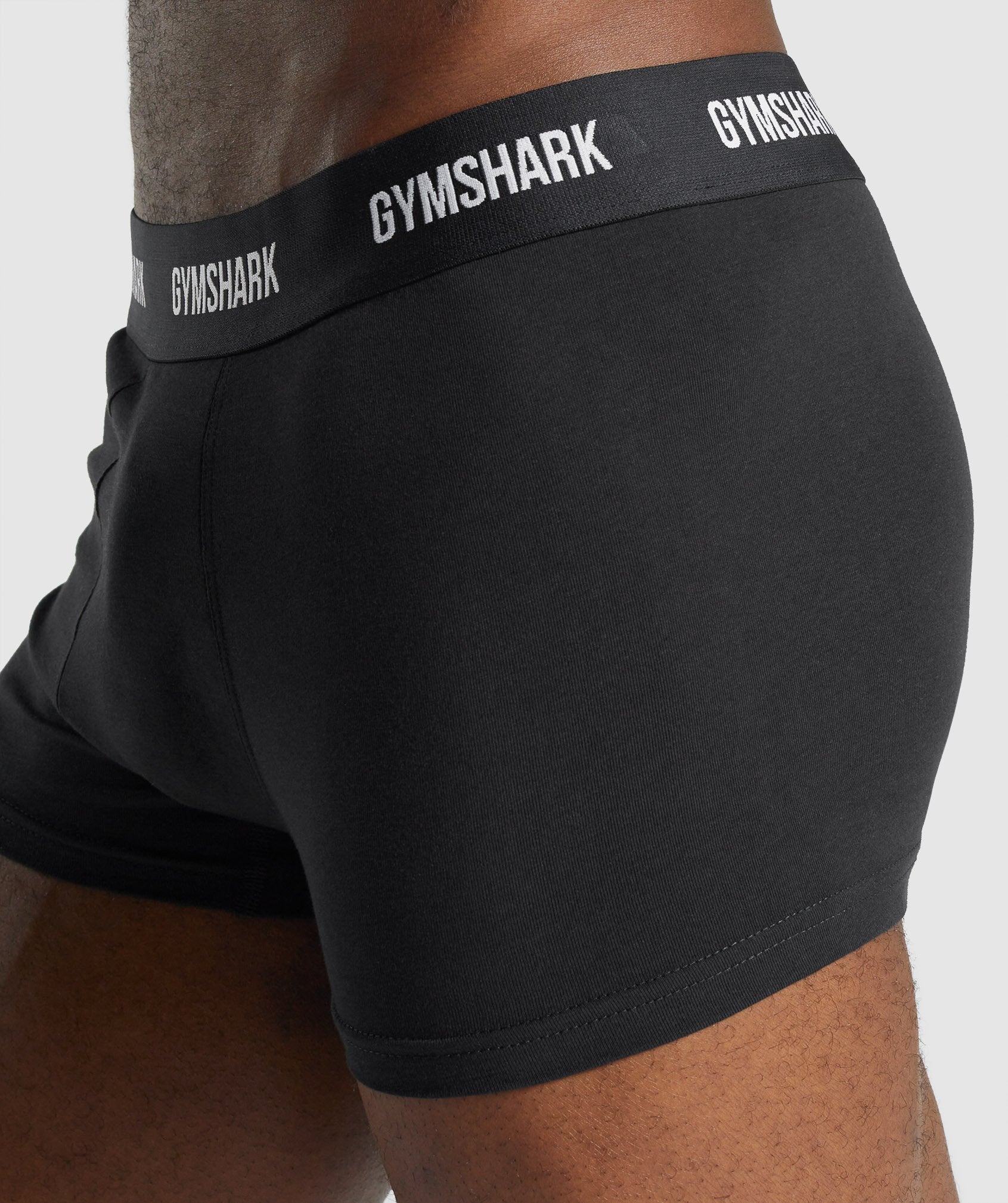 GYMSHARK Men's Essential High-Thigh Trunk Boxers 2 Pack, Black, Medium :  : Fashion