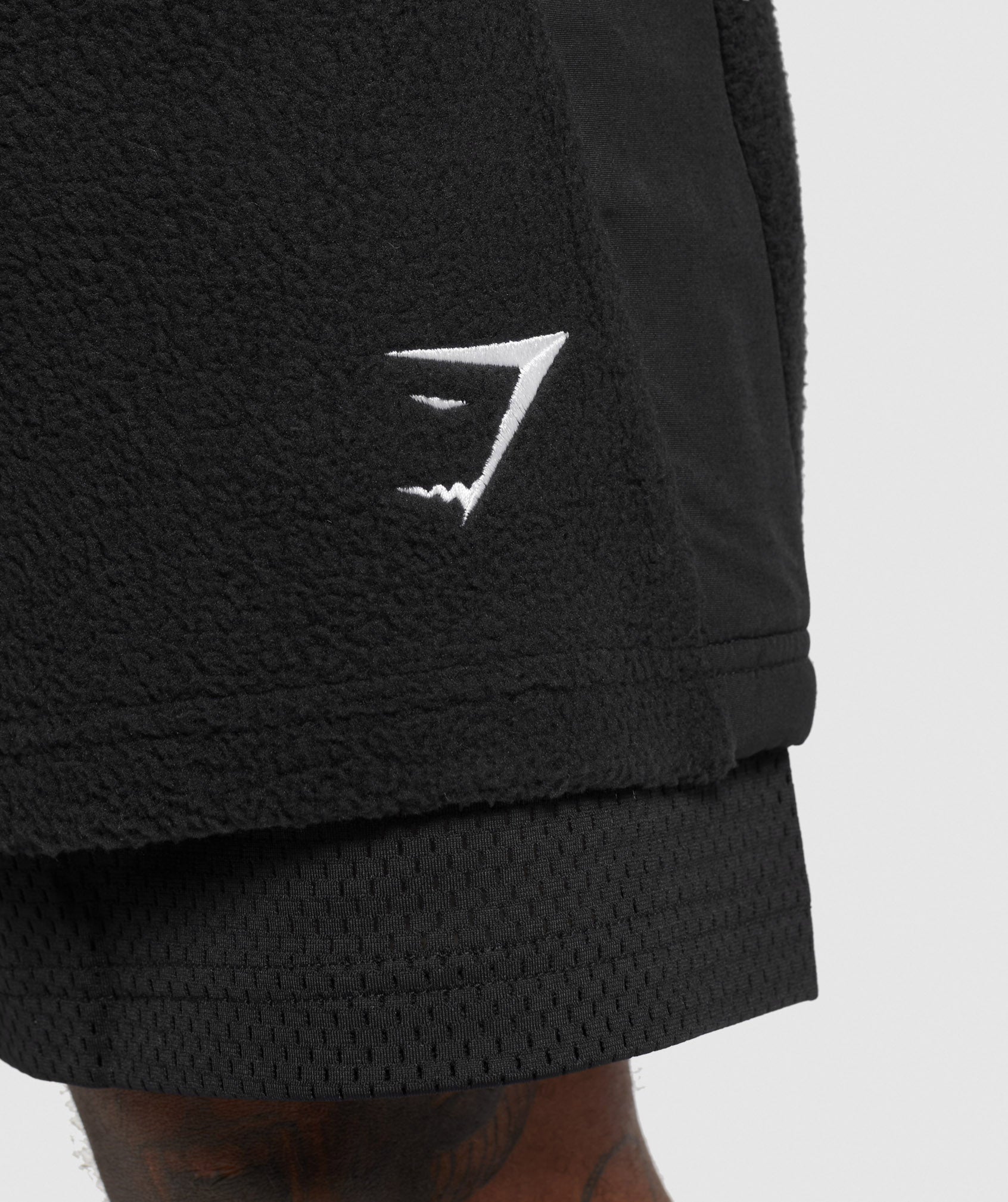 Vibes Shorts in Black - view 6
