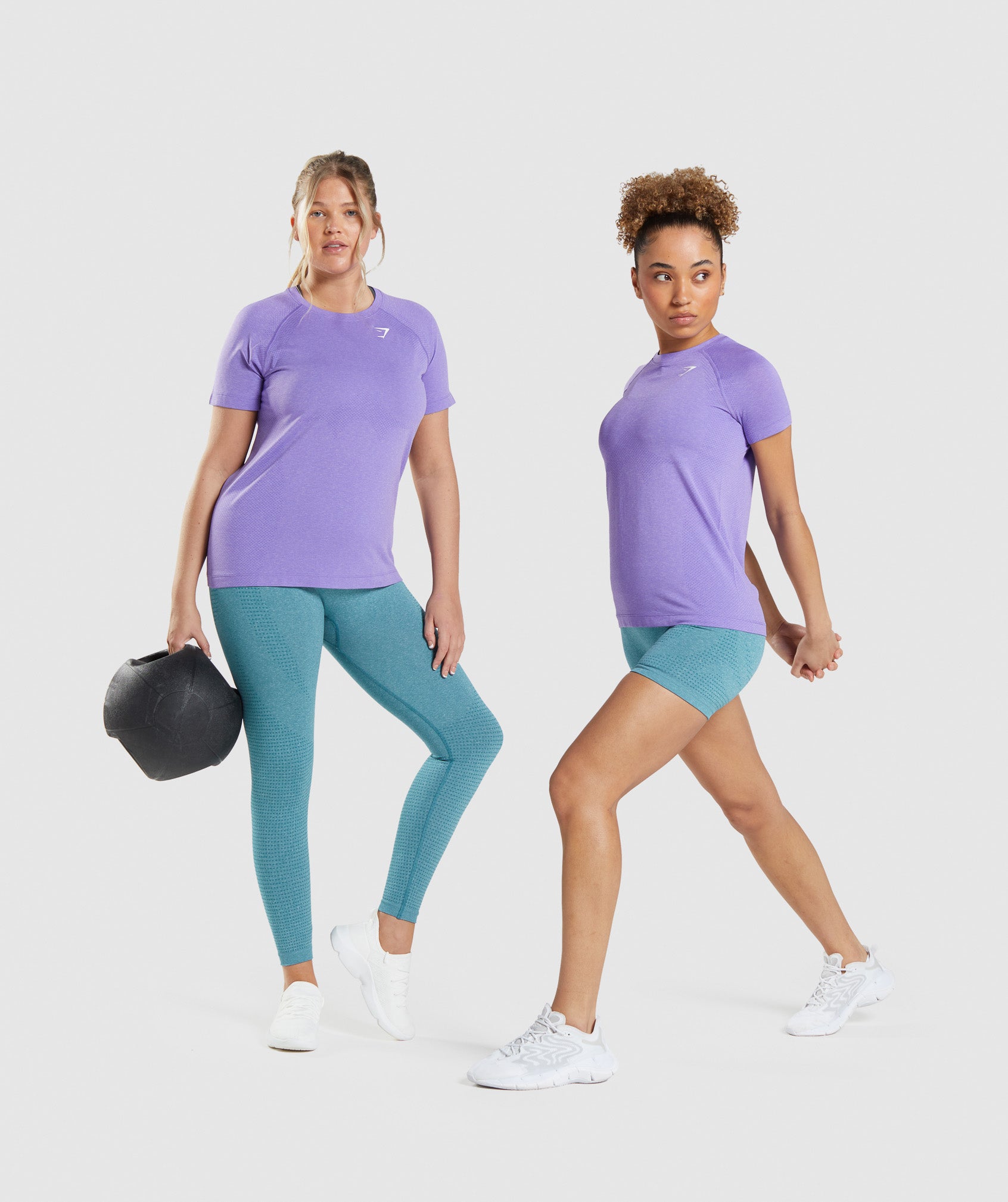 Vital Seamless 2.0 Light T-Shirt in Bright Purple Marl - view 4