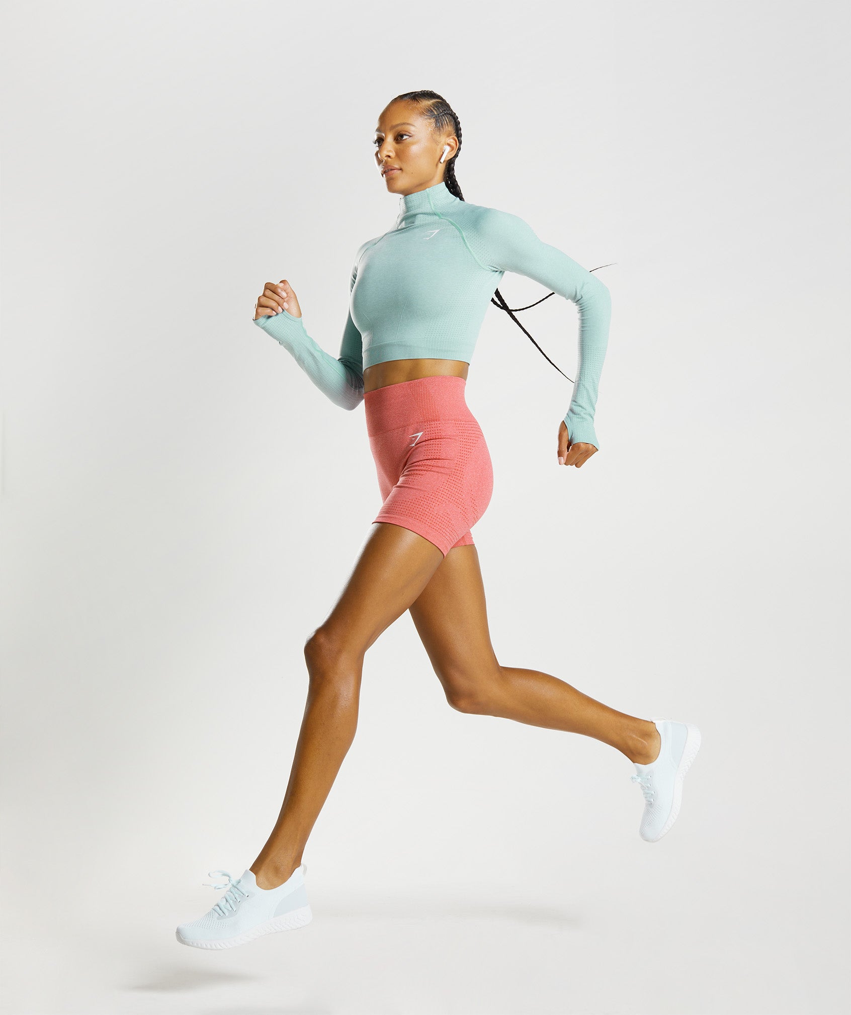 gymshark – Running In Pearls