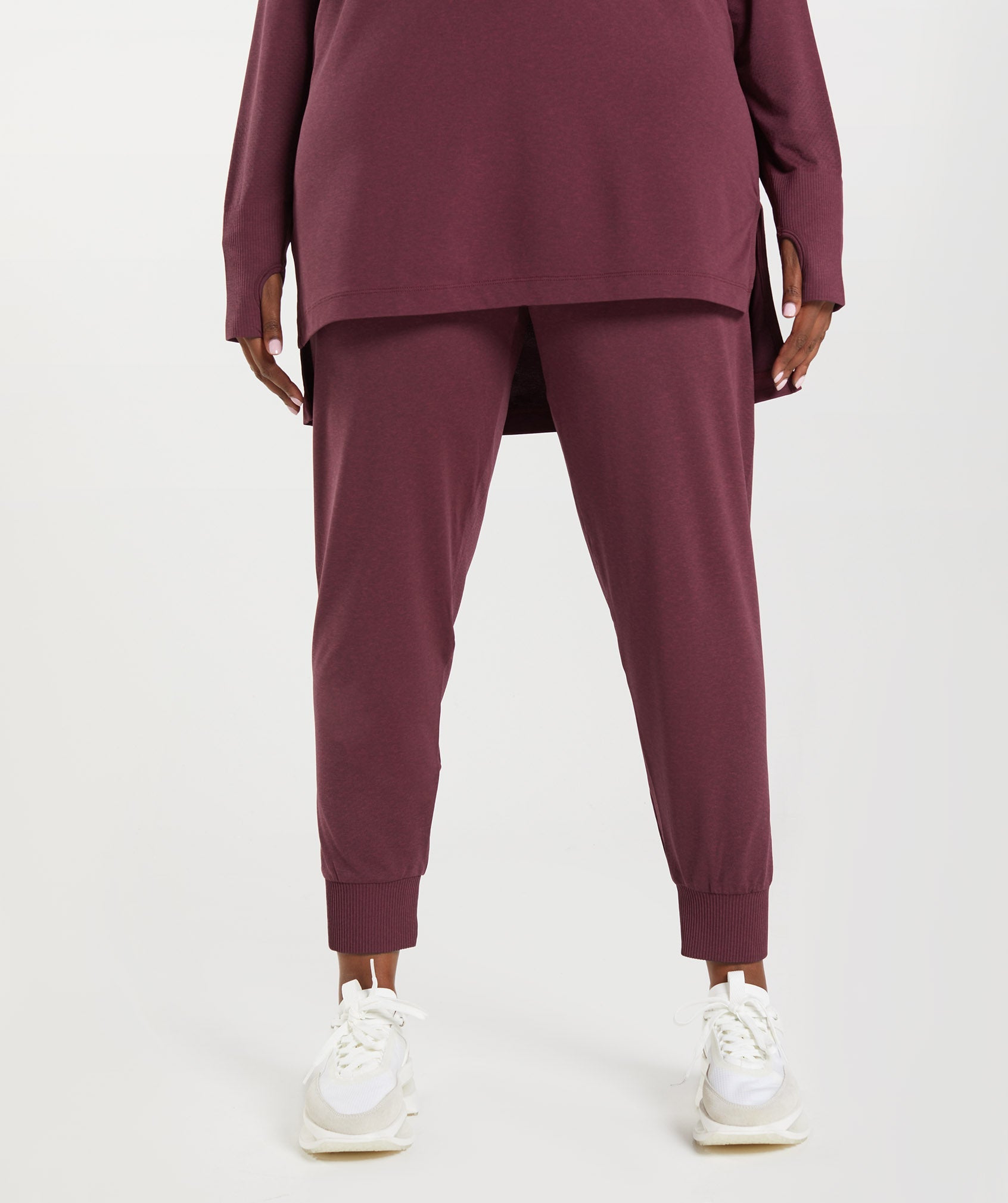 Vital Seamless 2.0 Joggers in Baked Maroon Marl - view 5