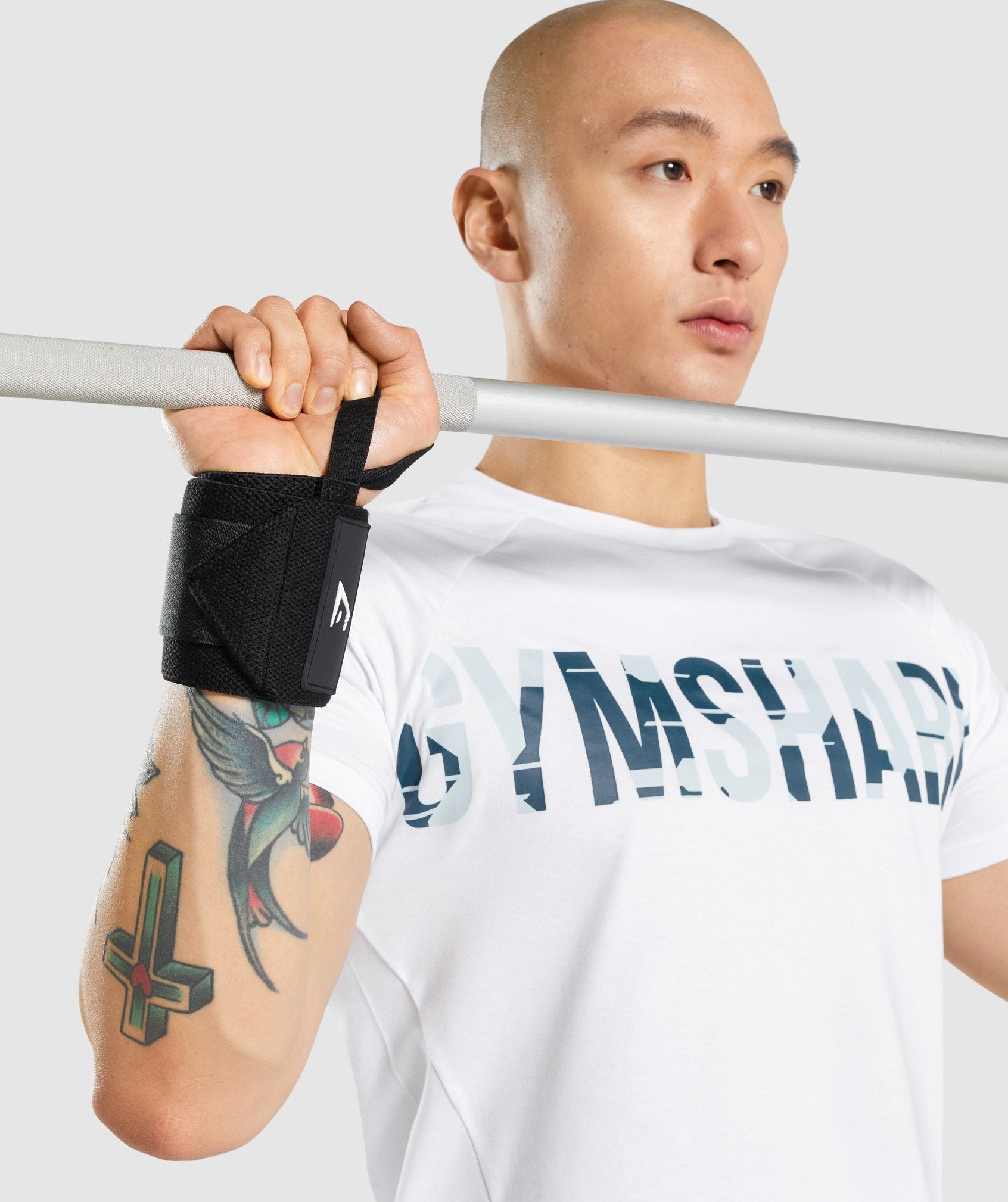 gymshark down to the wrist wraps > countdown is ON to lift