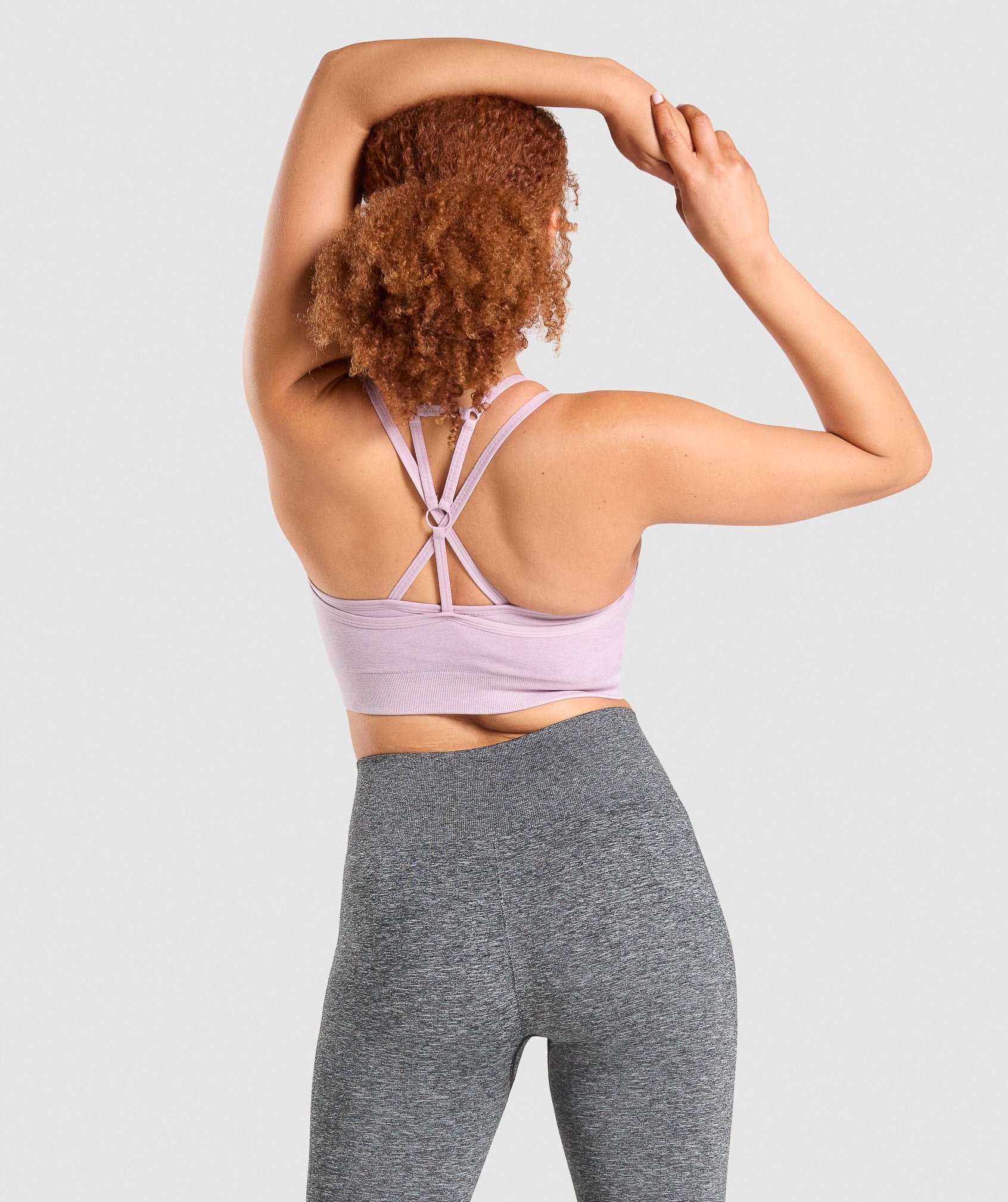 Rebelious Fit: Solid Seamless Sports Bra in Plum Purple