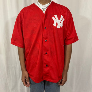 red yankees jersey