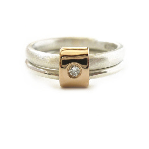 18ct gold modern double band ring 