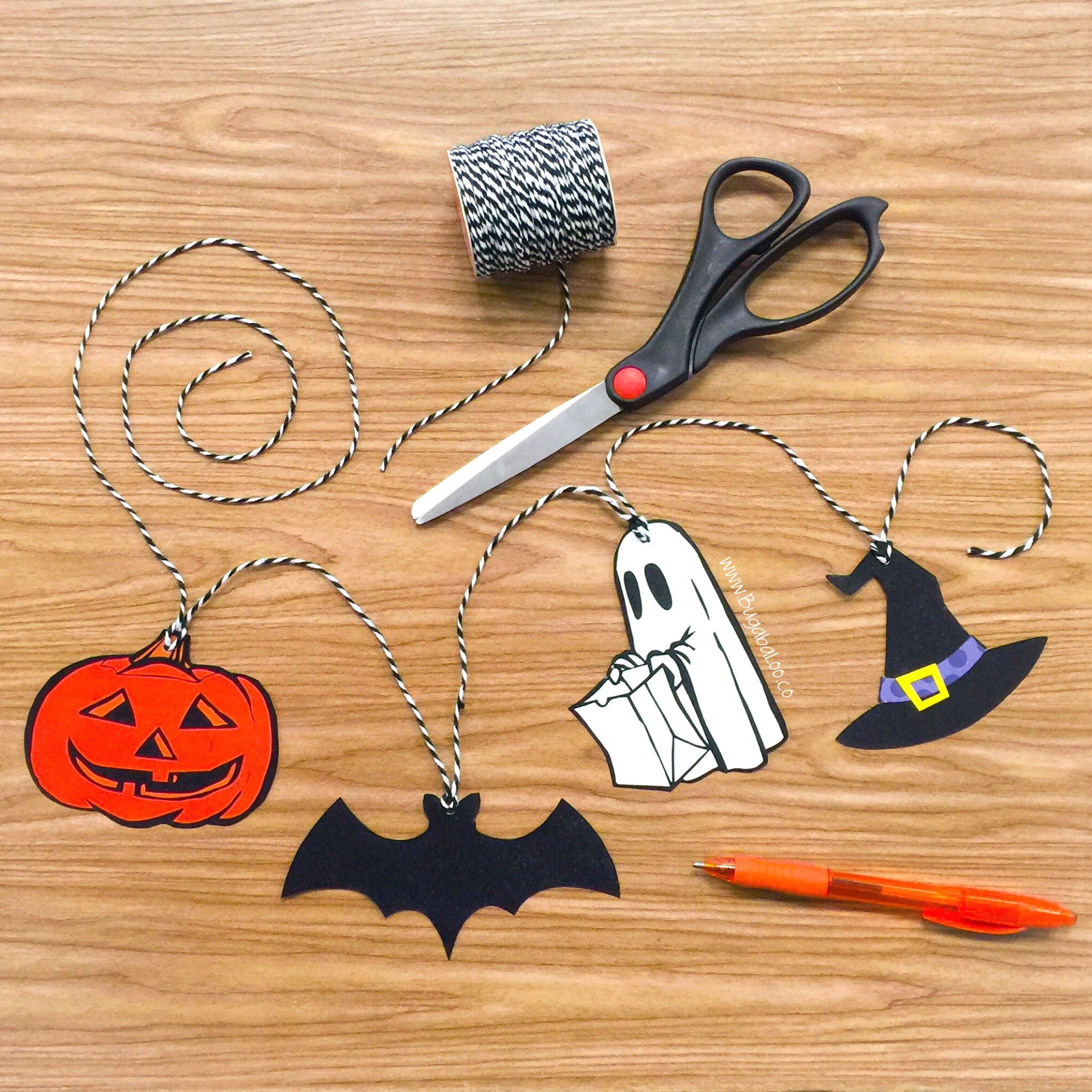 free-printable-halloween-treat-bag-tags-or-mini-bunting-bugabaloo-inc