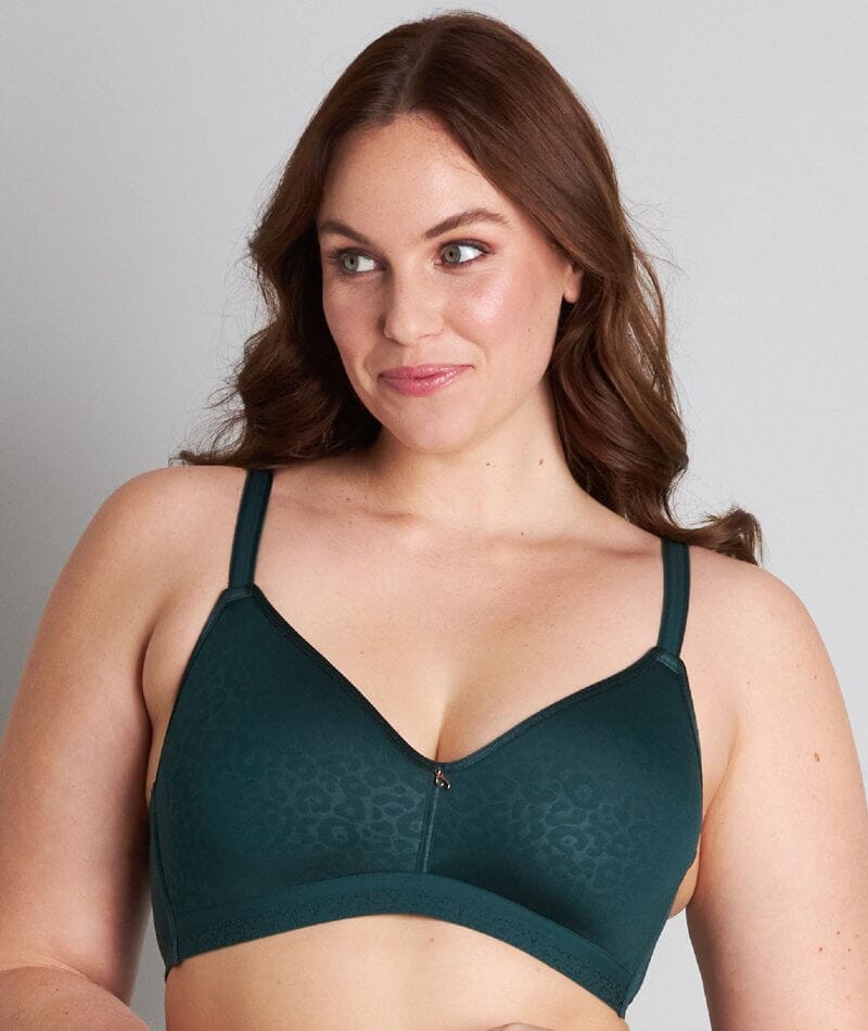 Limited time offer: shop our @fayreform bras on sale now up to 40% off  during our Half Yearly Sale. Link in the bio! #biggirlsdontcryan