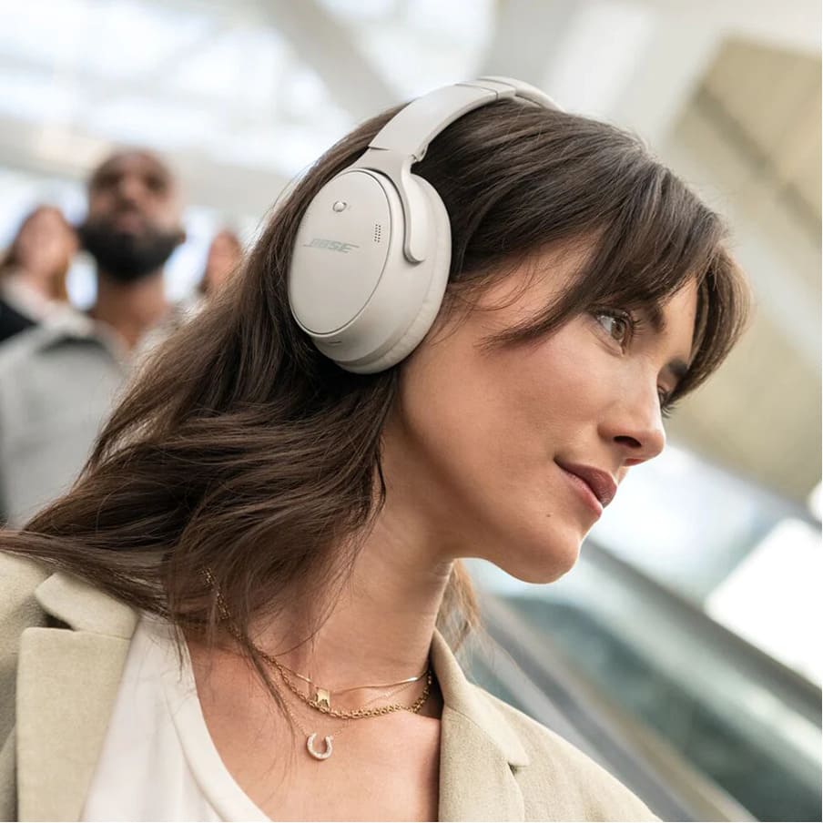 active noise canceling headphones, wireless connection headphones by bose