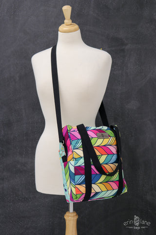 Pack It Up Crossbody tote for knitting and crochet projects. - Erin Lane Bags