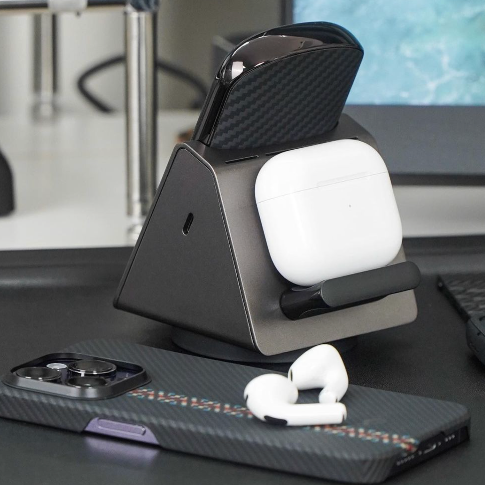Pitaka's Charging Station for iphone and apple airpods
