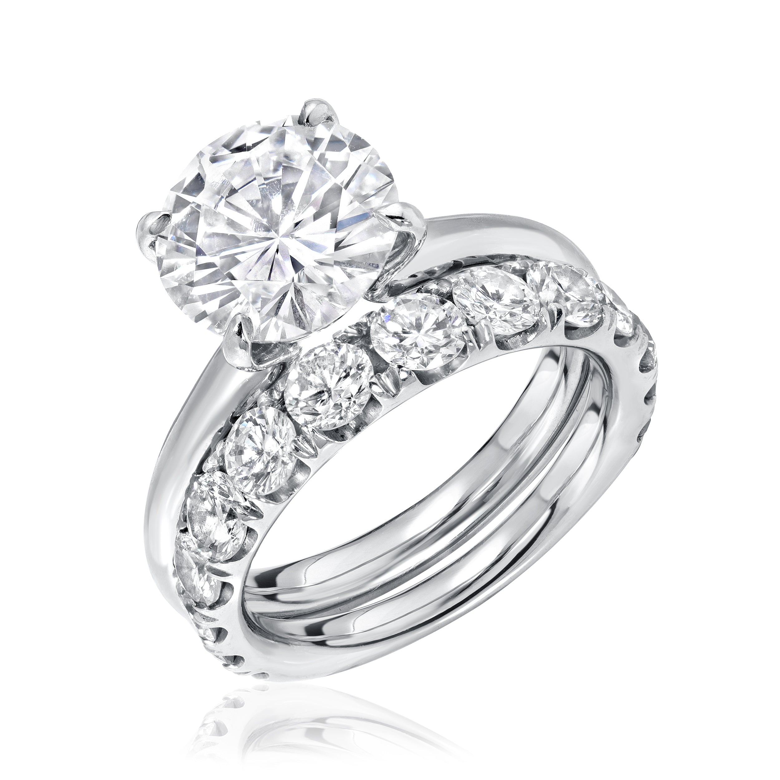 Tapered Split Prong Diamond Band