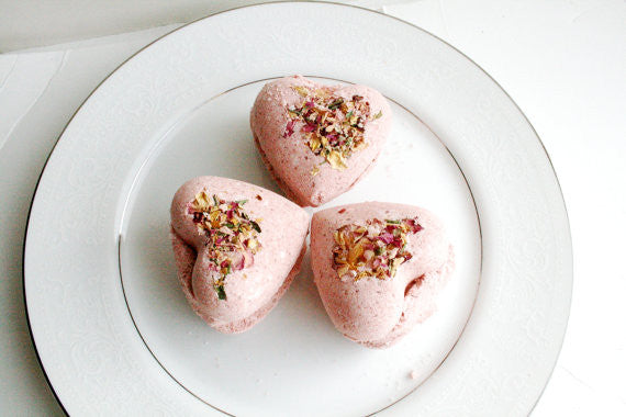 valentines bath bombs