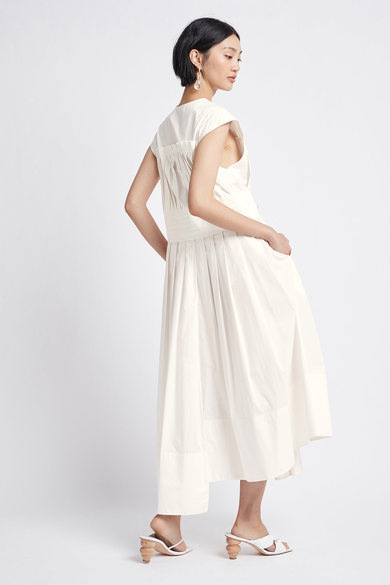 Midsummer Dress in White – Aje