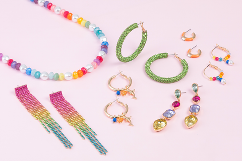 dopamine-dressing-rainbow-accessories