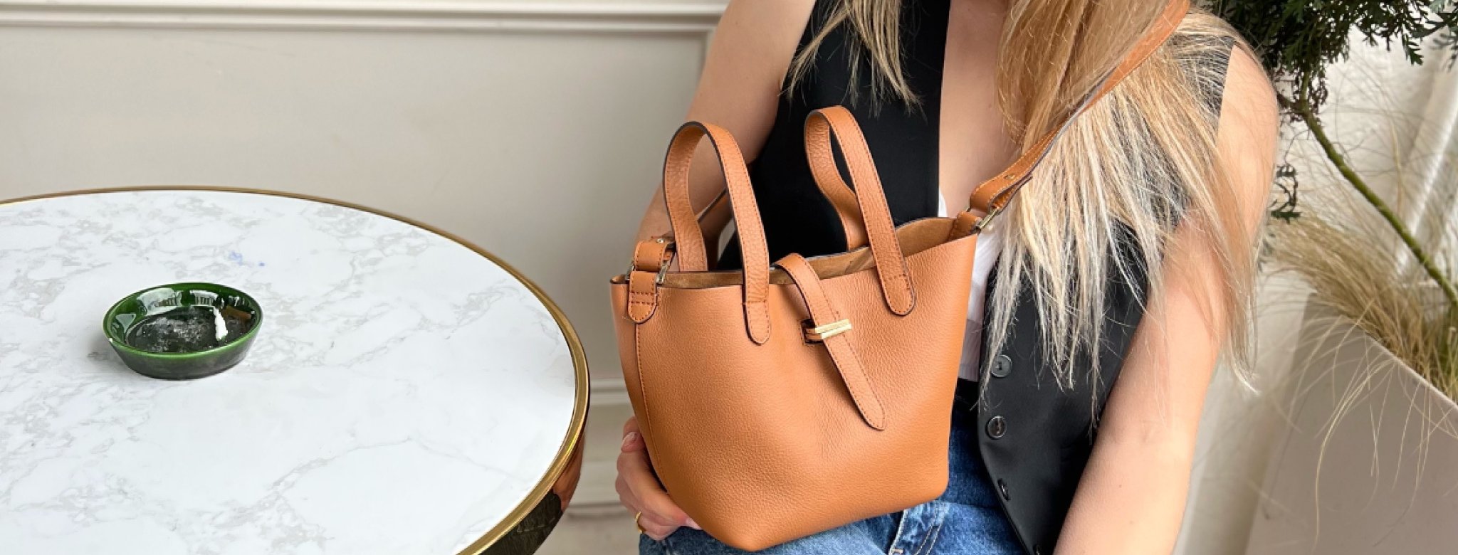 meli melo  5 ways to wear the Thela Bag 