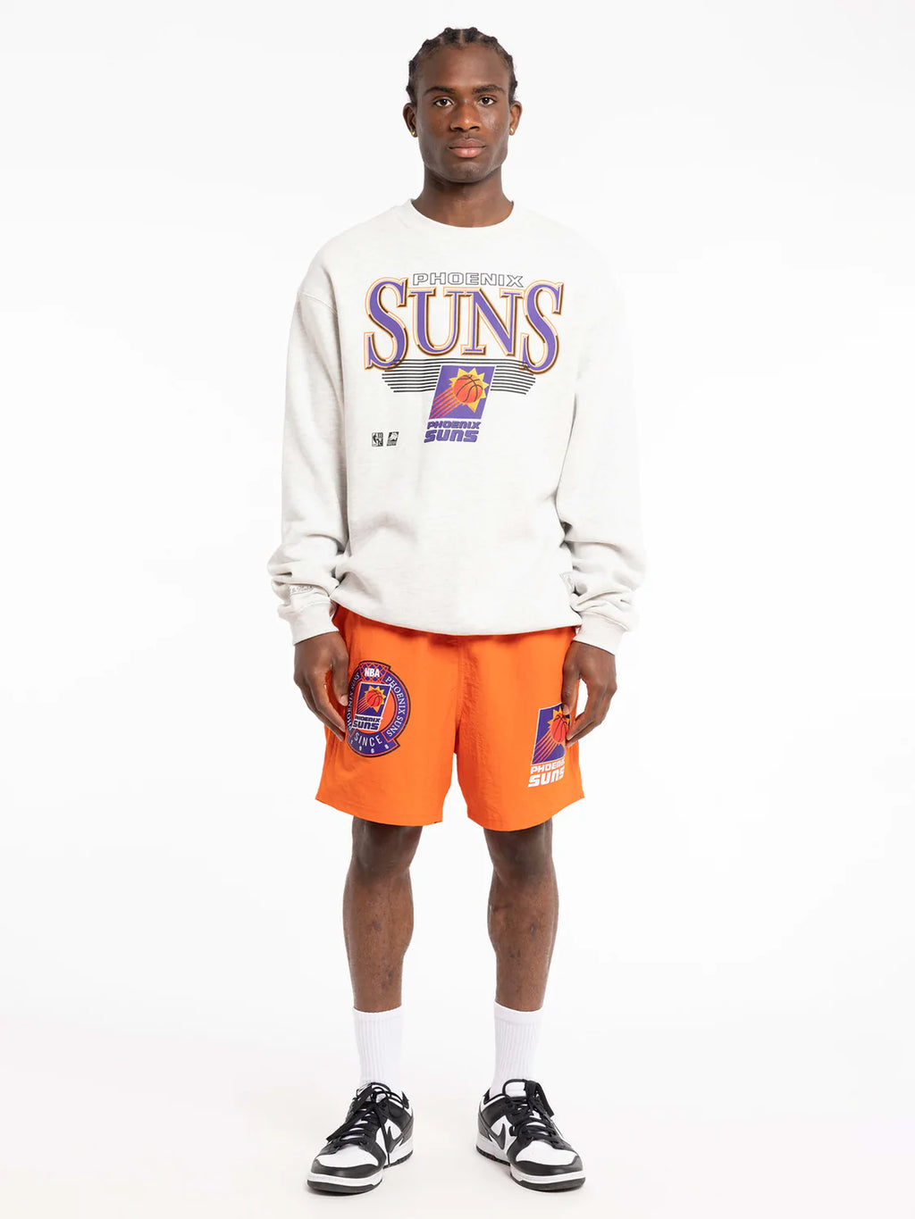 MITCHELL & NESS: OFF WHITE PHOENIX SUNS T-SHIRT – 85 86