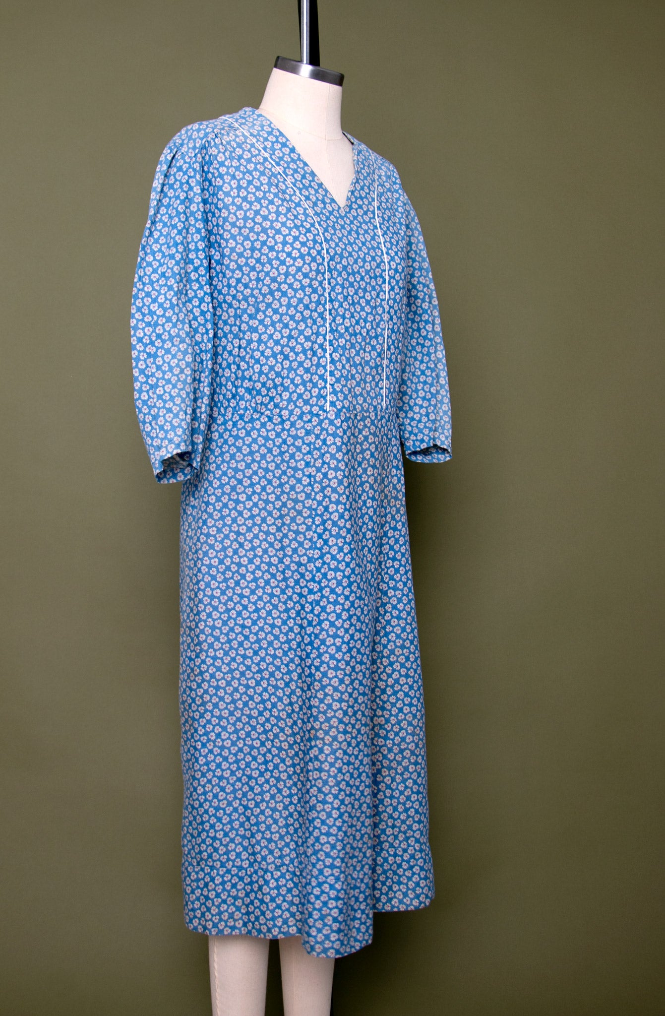 Vintage 1930's Depression Era Daisy Print Feedsack Dress – Thief Island ...