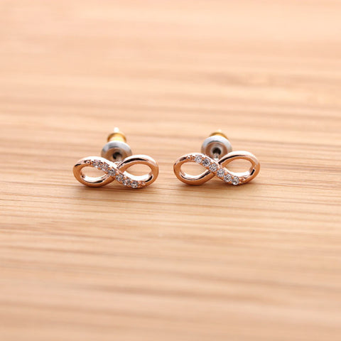 infinity earrings, half crystals – girlsluv.it