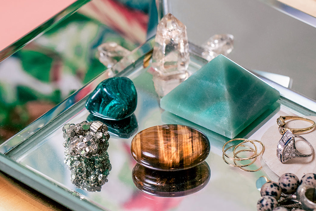 5 Crystals For Money Wealth And Prosperity How To Use Them Energy Muse