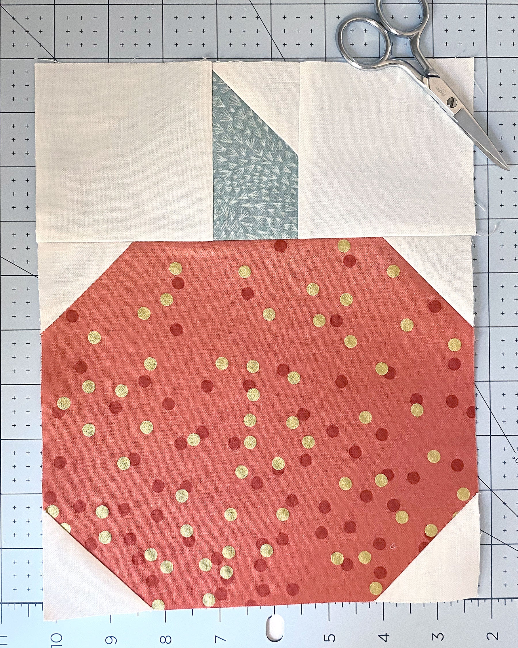 Pumpkin Quilt Block tutorial - finished pumpkin quilt block