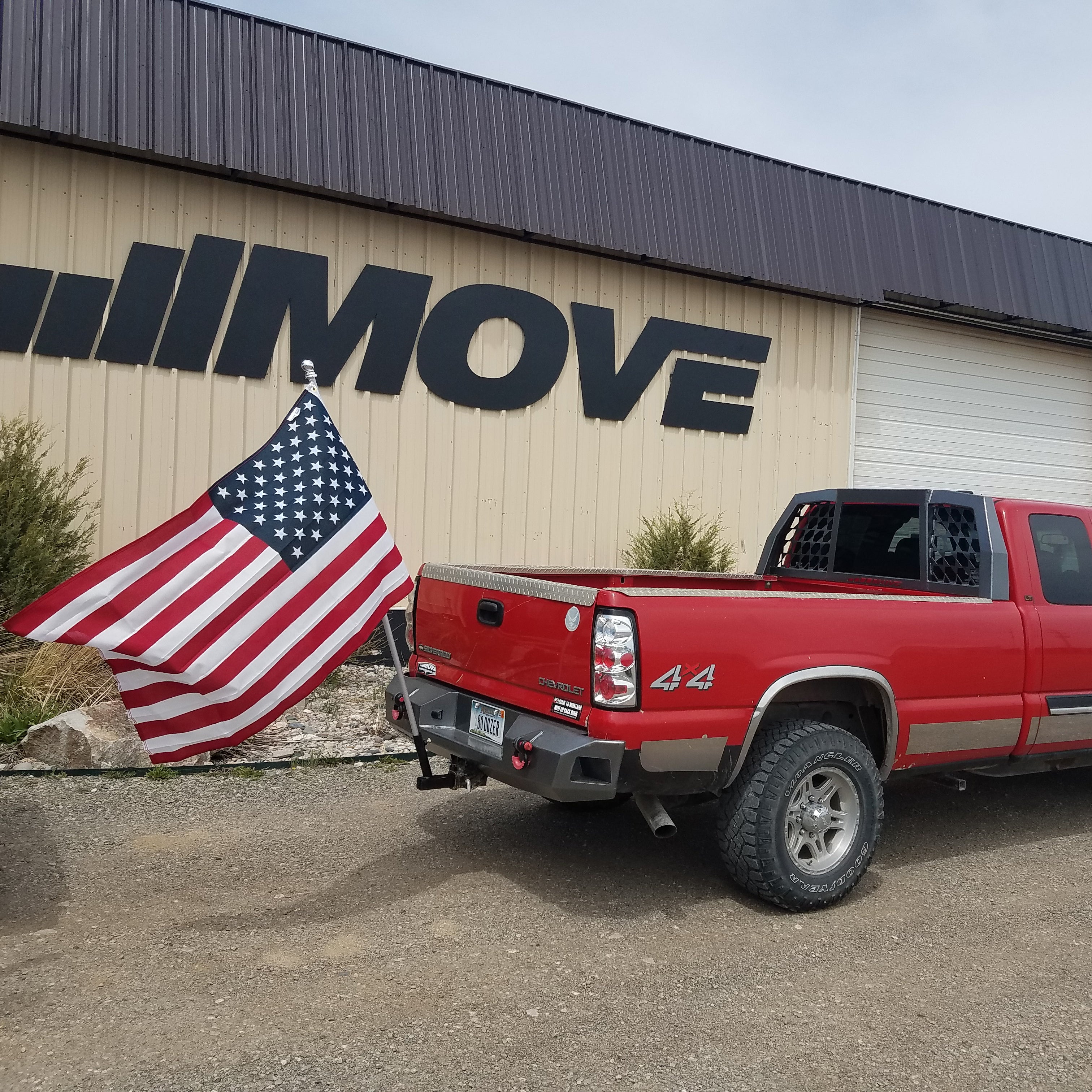 tow hitch flag mount