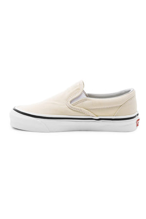 vans classic slip on birch true white