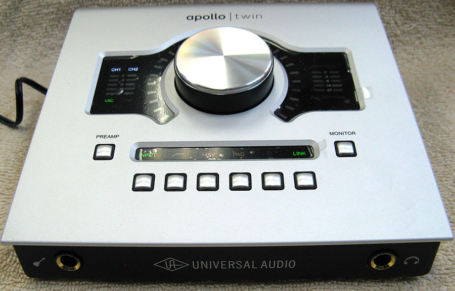 Universal Audio Apollo Twin Solo Interface – Chicago Pawners