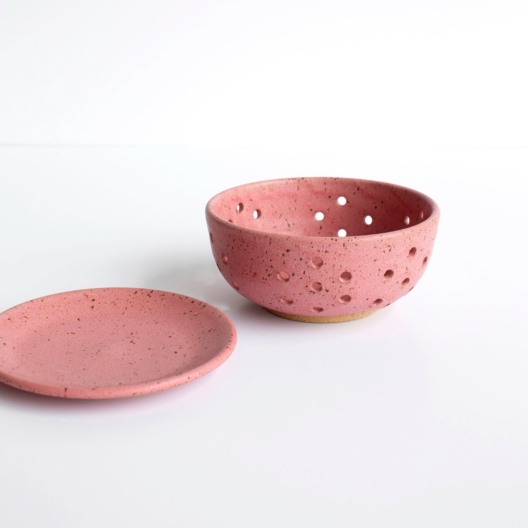 Berry Bowl + Saucer in Pink