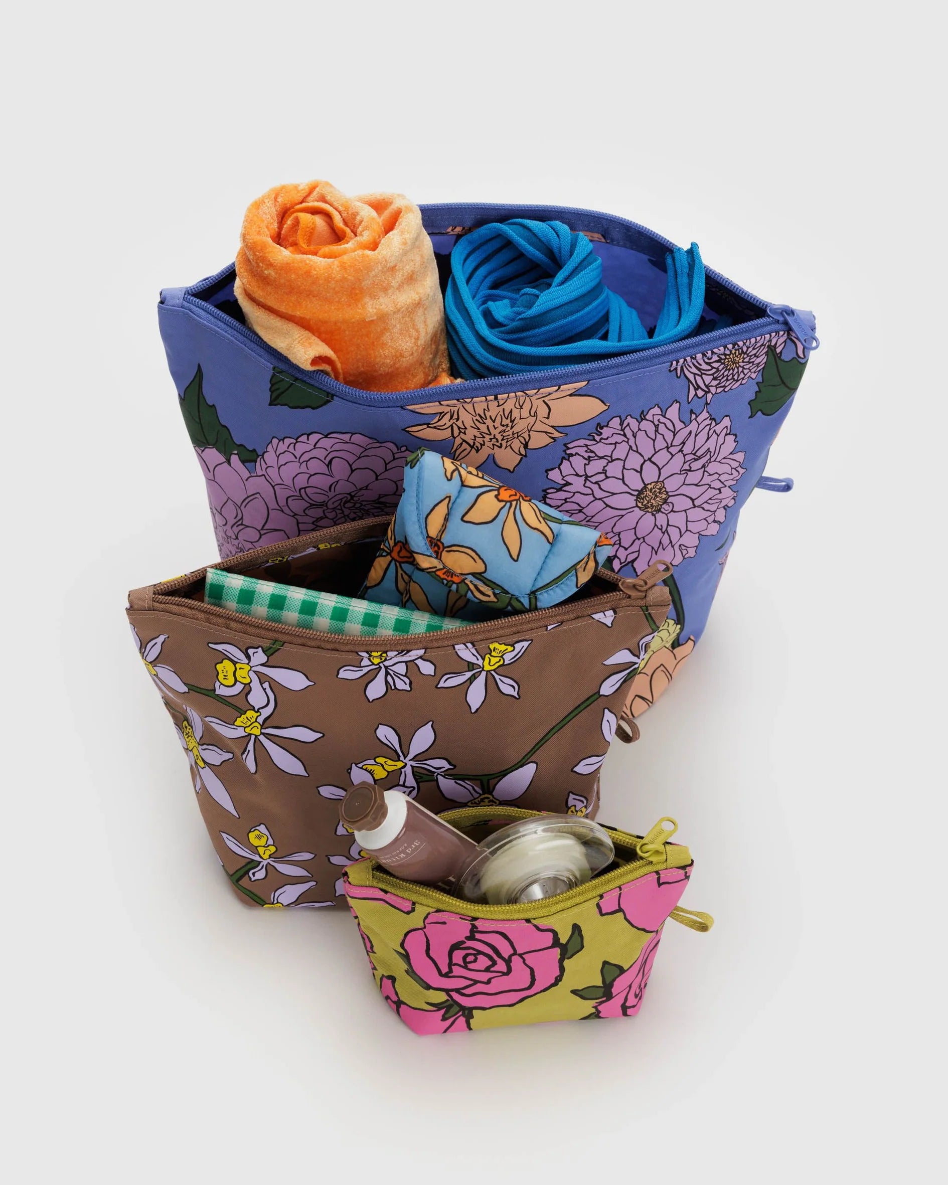 Pouch Set in Garden Flowers