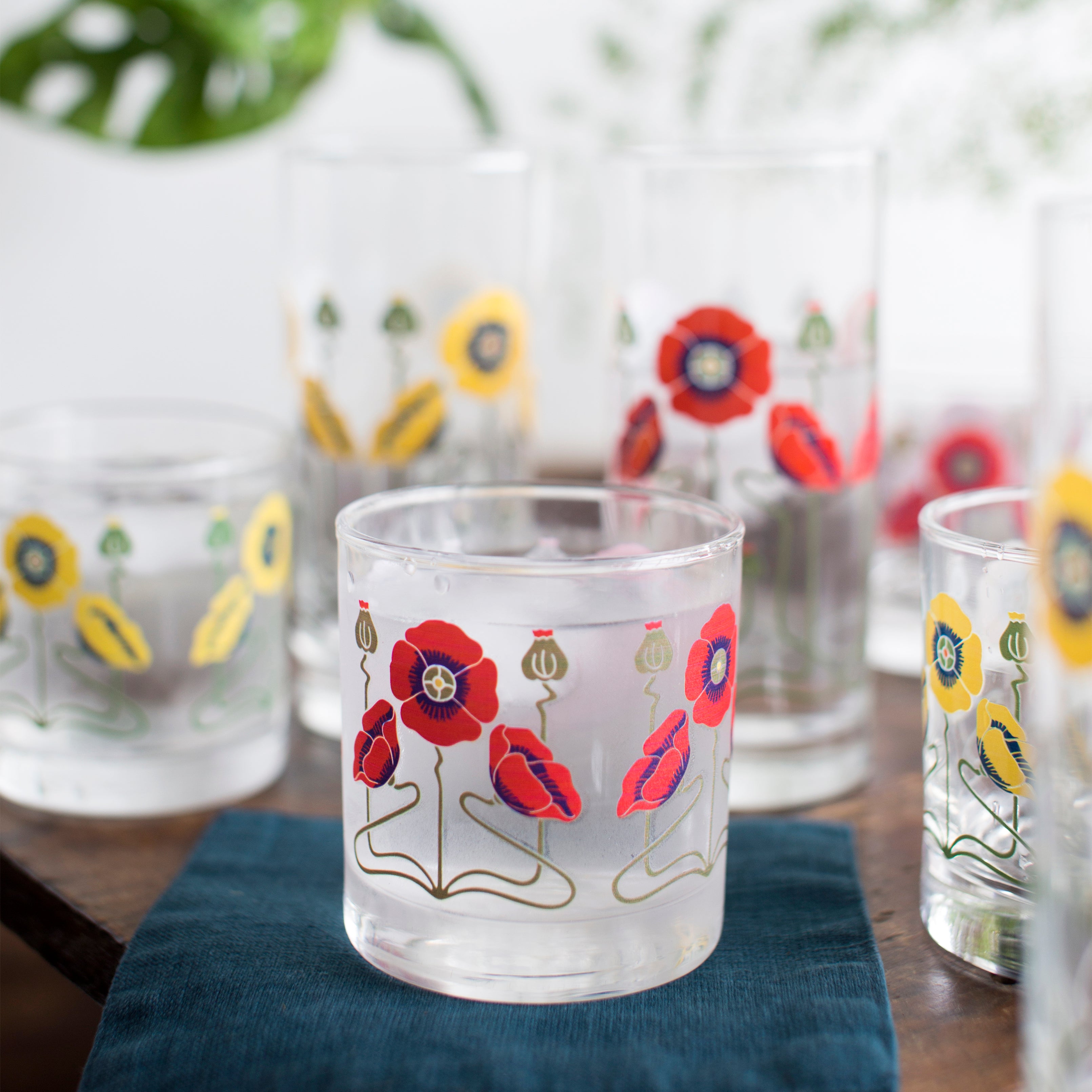 Red Poppy Rocks Glass