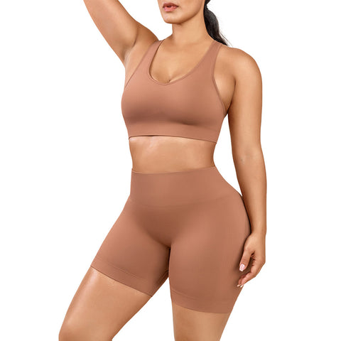 Model wearing Body Makeover Set in Nude, featuring a push-up effect for breast support, wide straps for better support, and a double-layer abdominal fit for enhanced flattening effect.